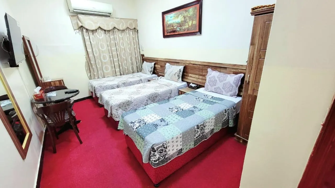 Photo of the whole room, Bed in Al Arraf Hotel