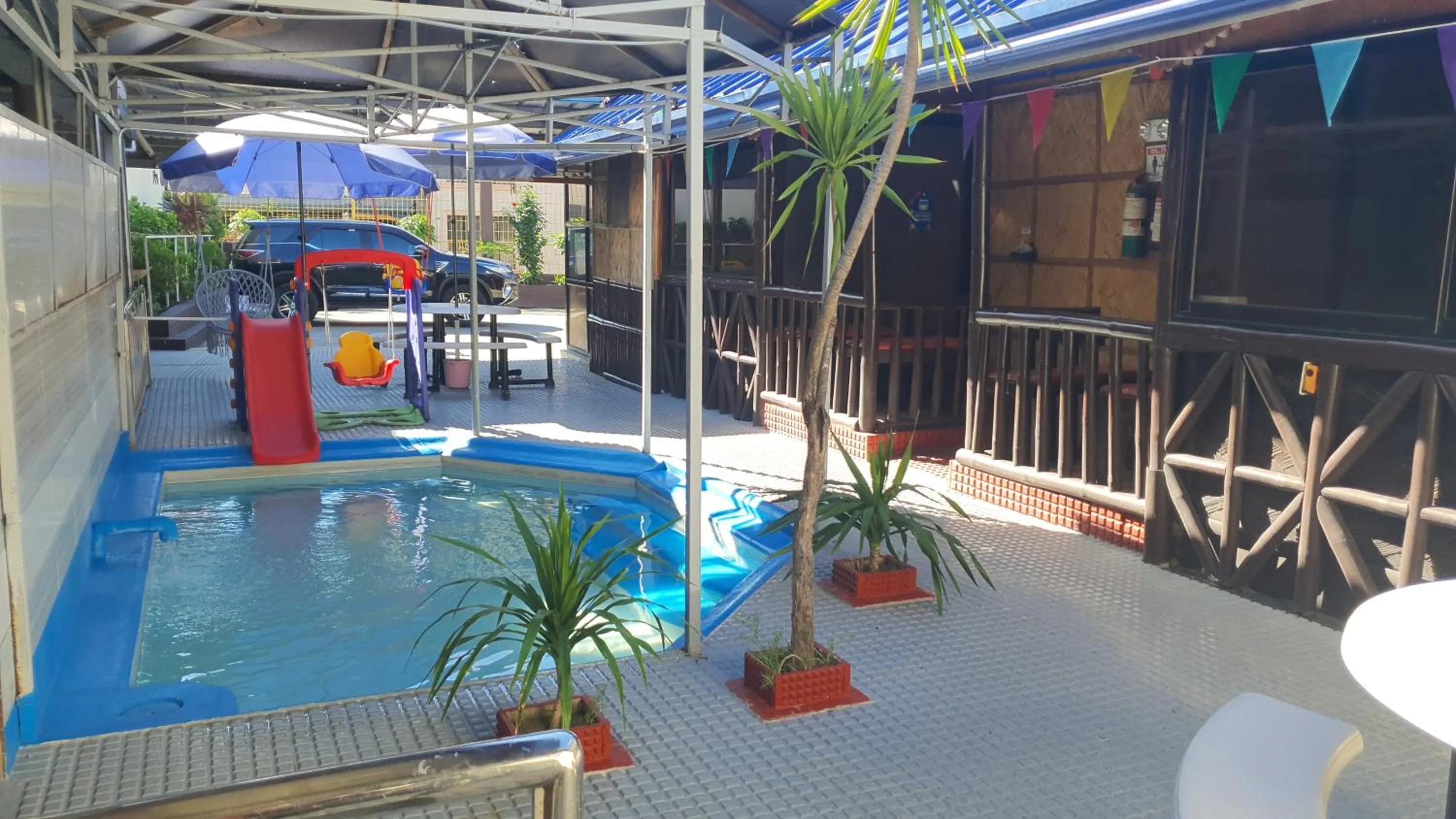 Swimming pool in Cool Martin Family Hotel and Resort