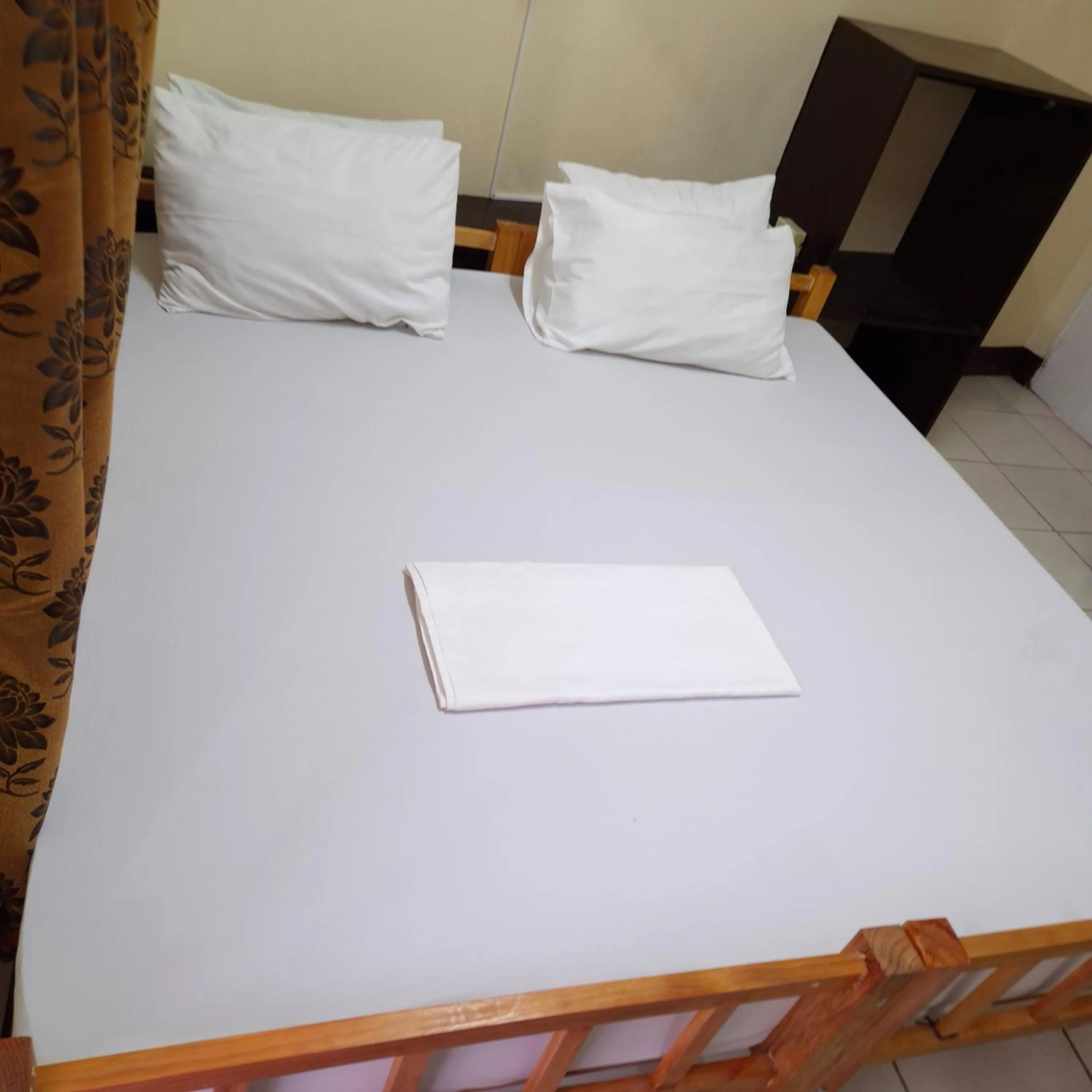 Bed in Cool Martin Family Hotel and Resort