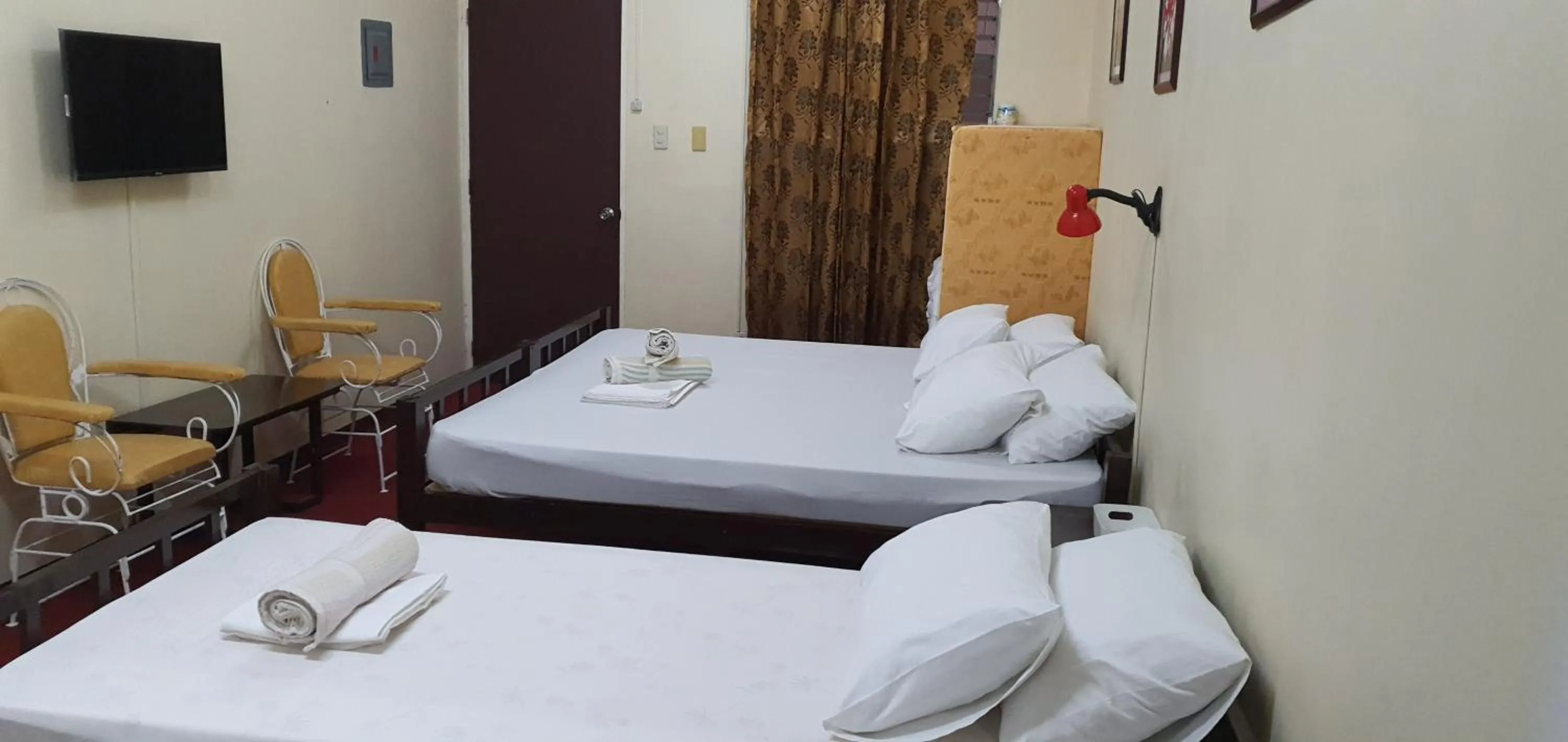 Bed in Cool Martin Family Hotel and Resort