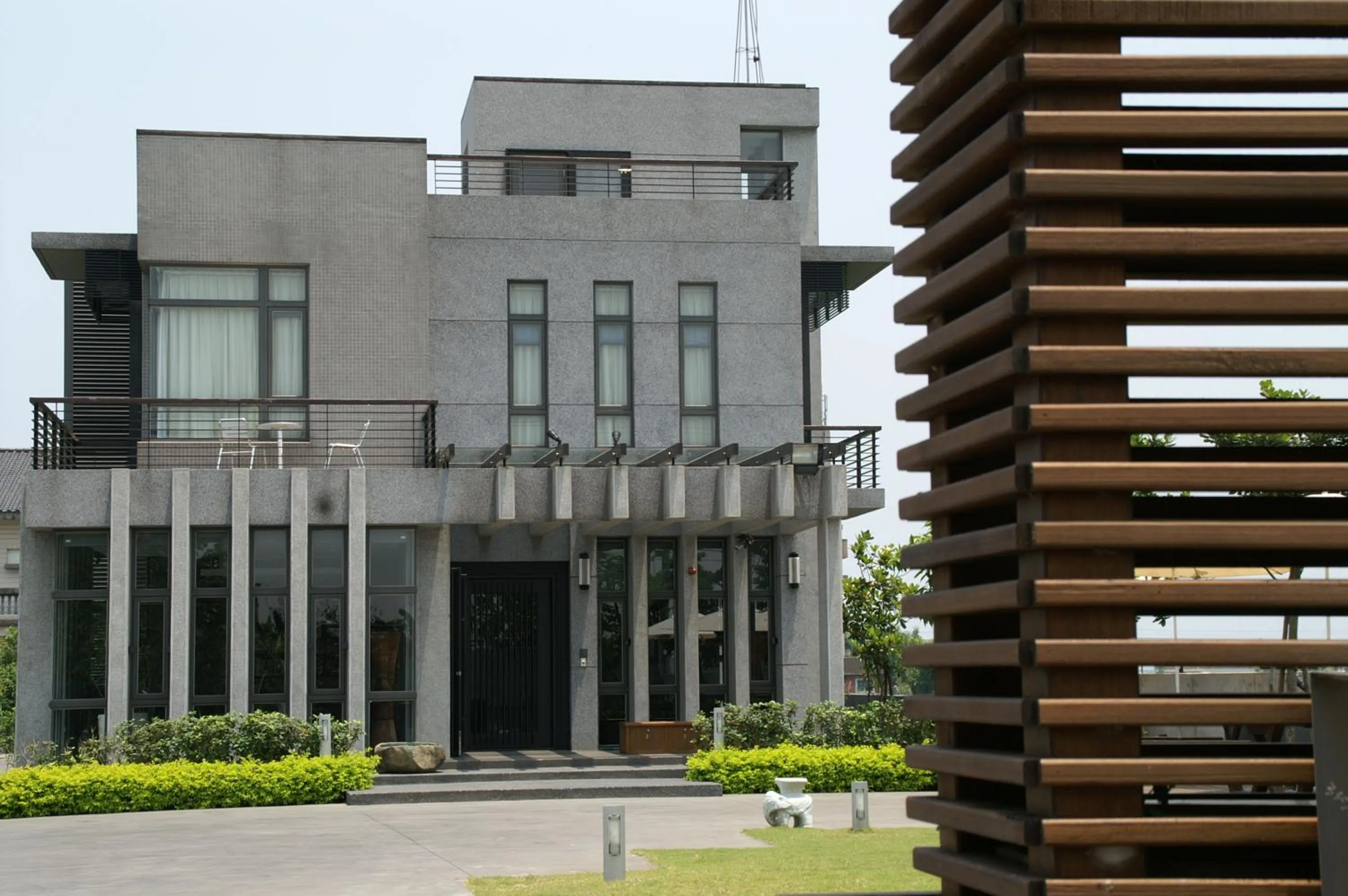 Facade/entrance in The Designer's House