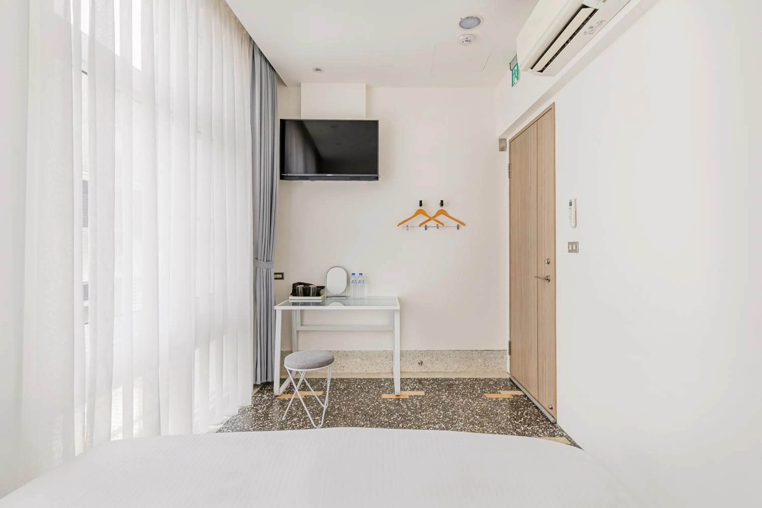 Photo of the whole room in Wuyu