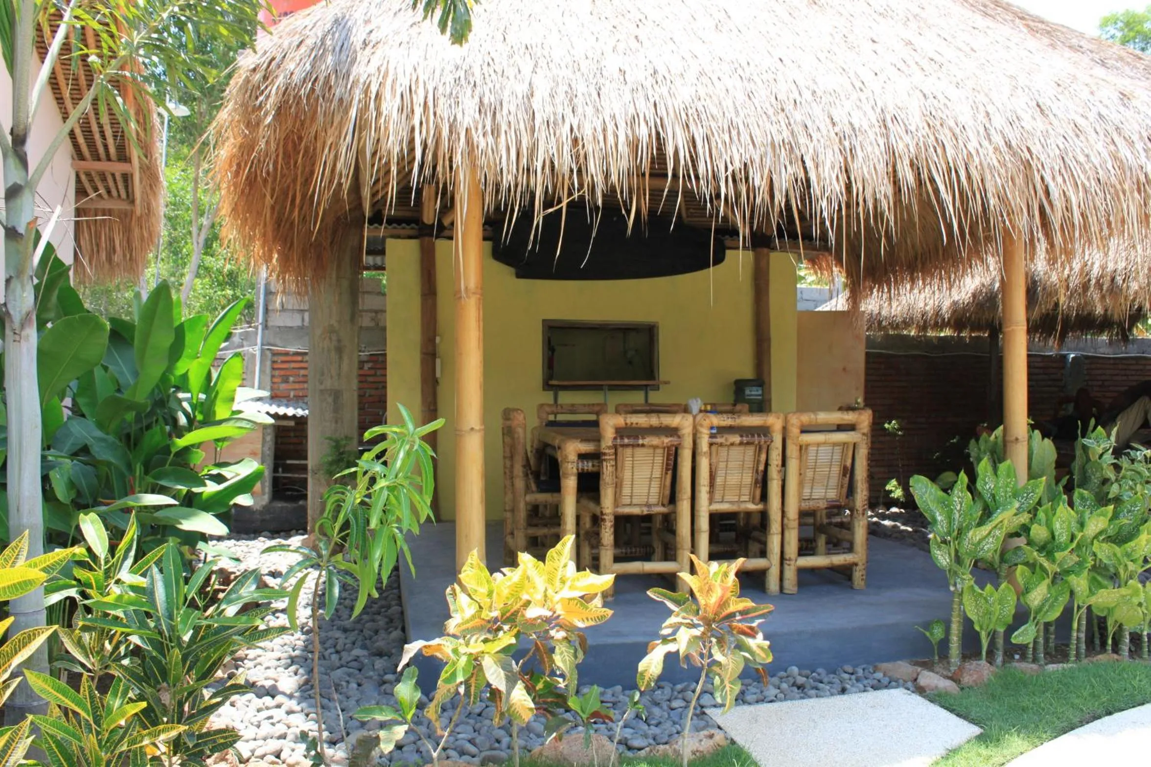 Food in Albany Home Stay