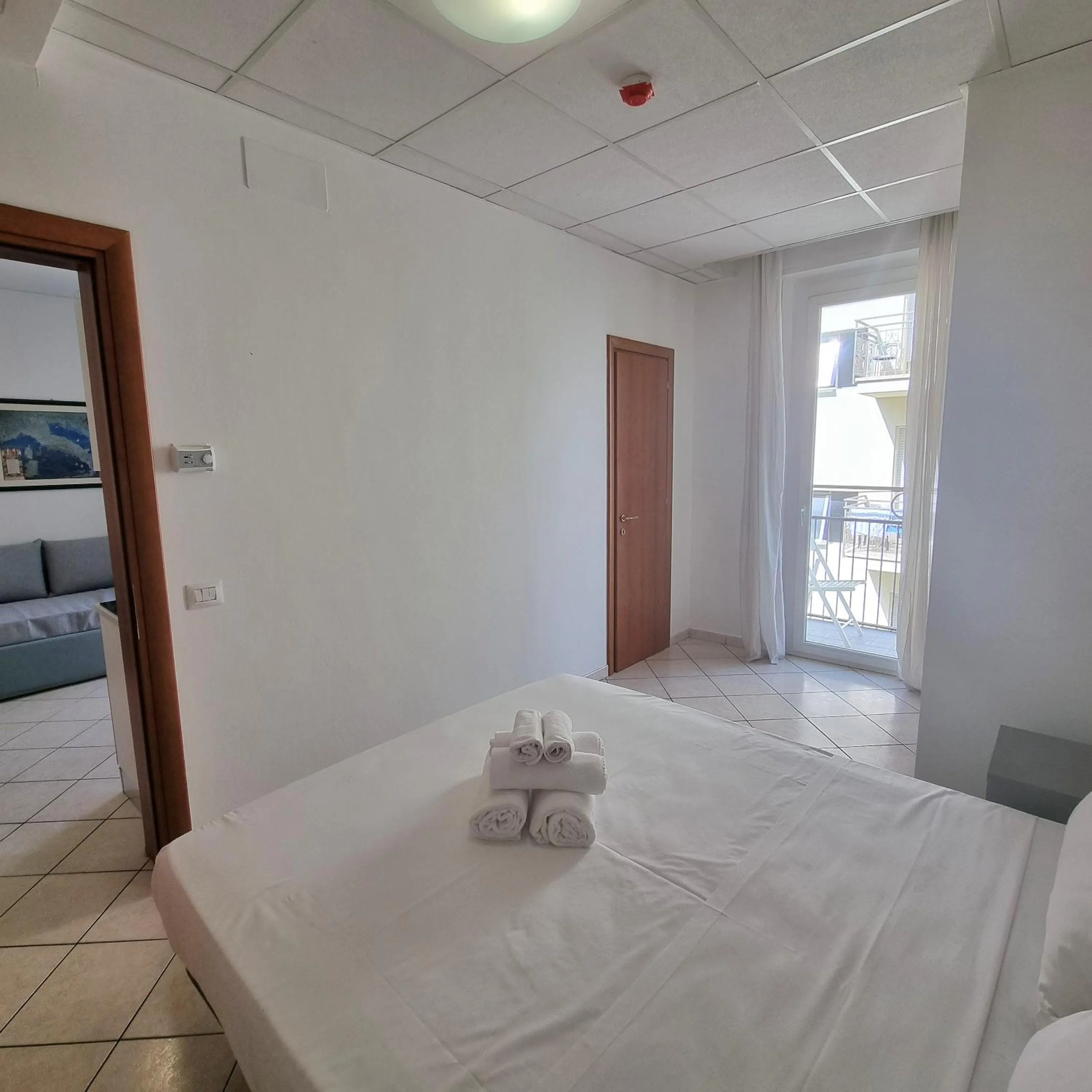 Photo of the whole room, Bed in Residence Mare