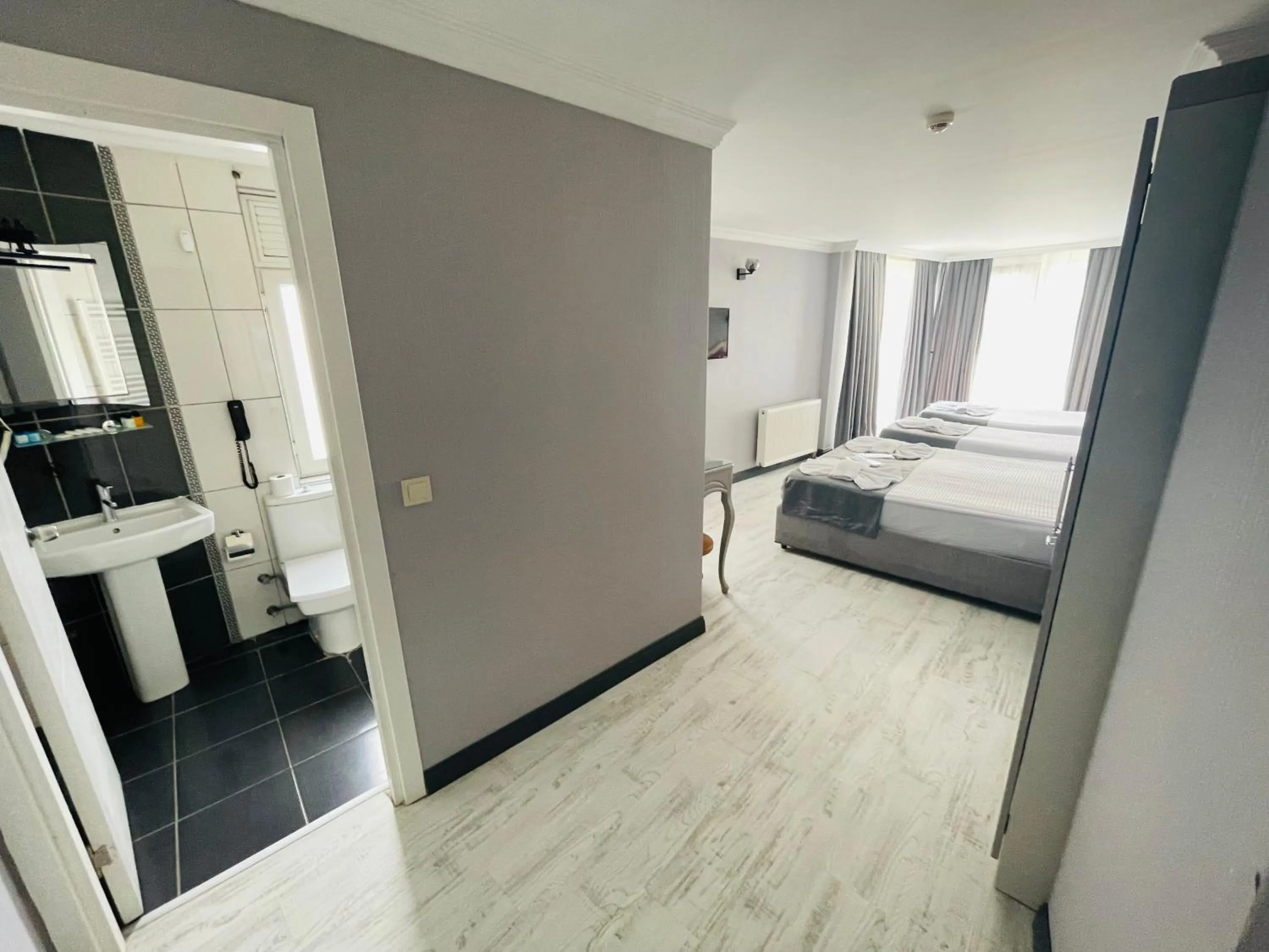 Photo of the whole room, Bed in Old City Viva Hotel