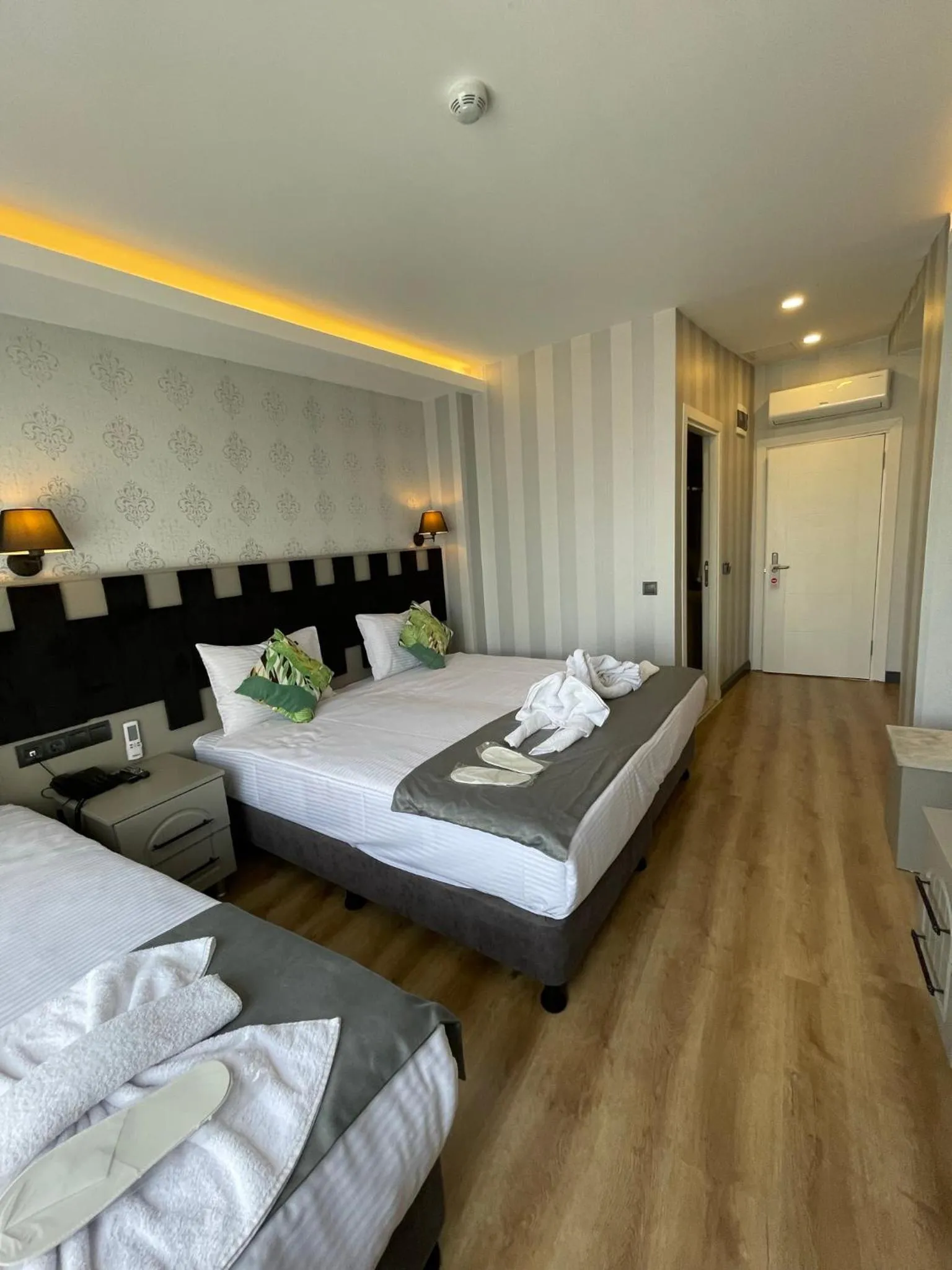 Massage, Bed in Old City Viva Hotel