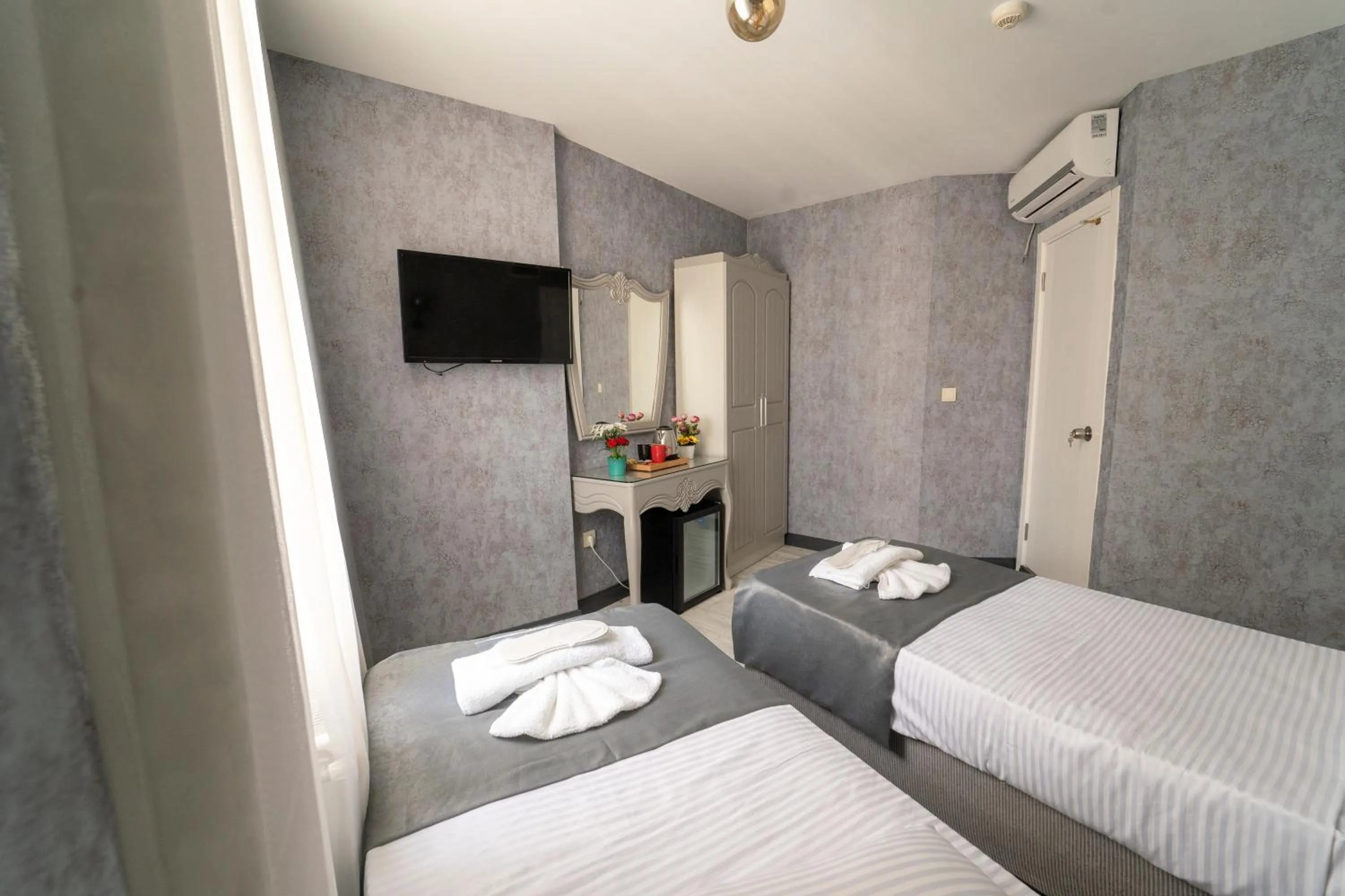 Bed in Old City Viva Hotel