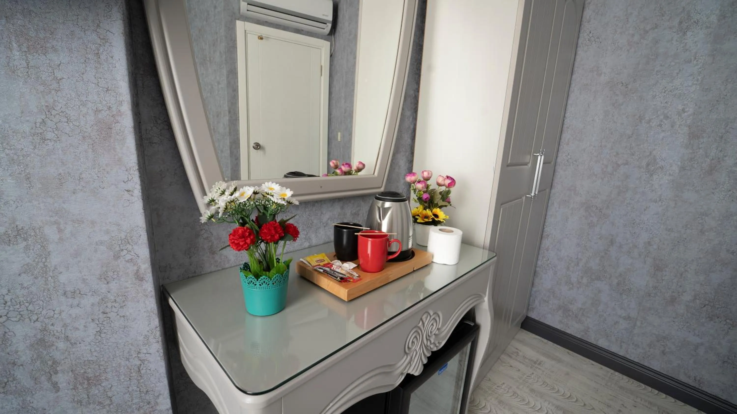 Coffee/tea facilities in Old City Viva Hotel