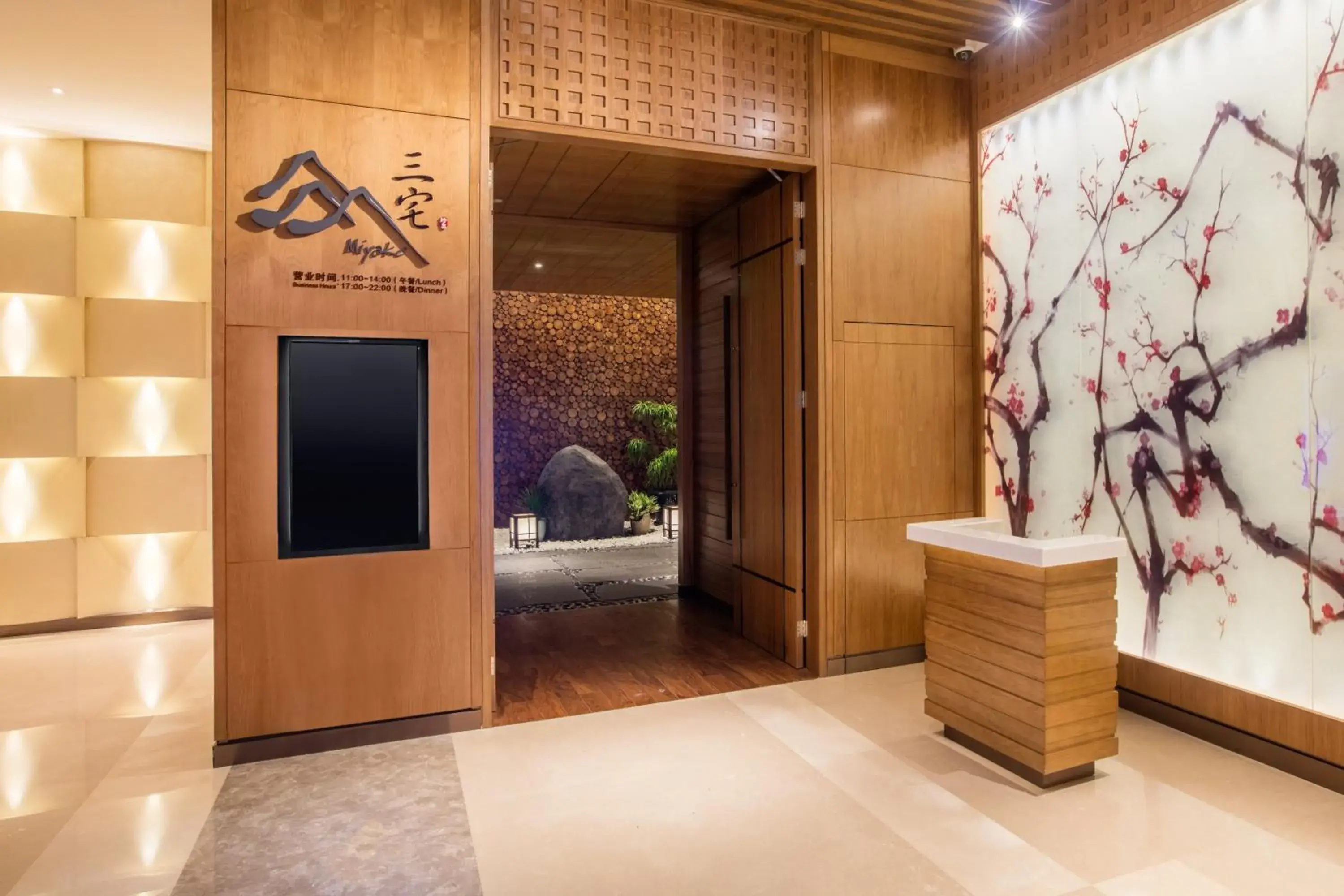 Restaurant/places to eat in Crowne Plaza Fuzhou Riverside by IHG Restaurant/places to eat in Crowne Plaza Fuzhou Riverside by IHG