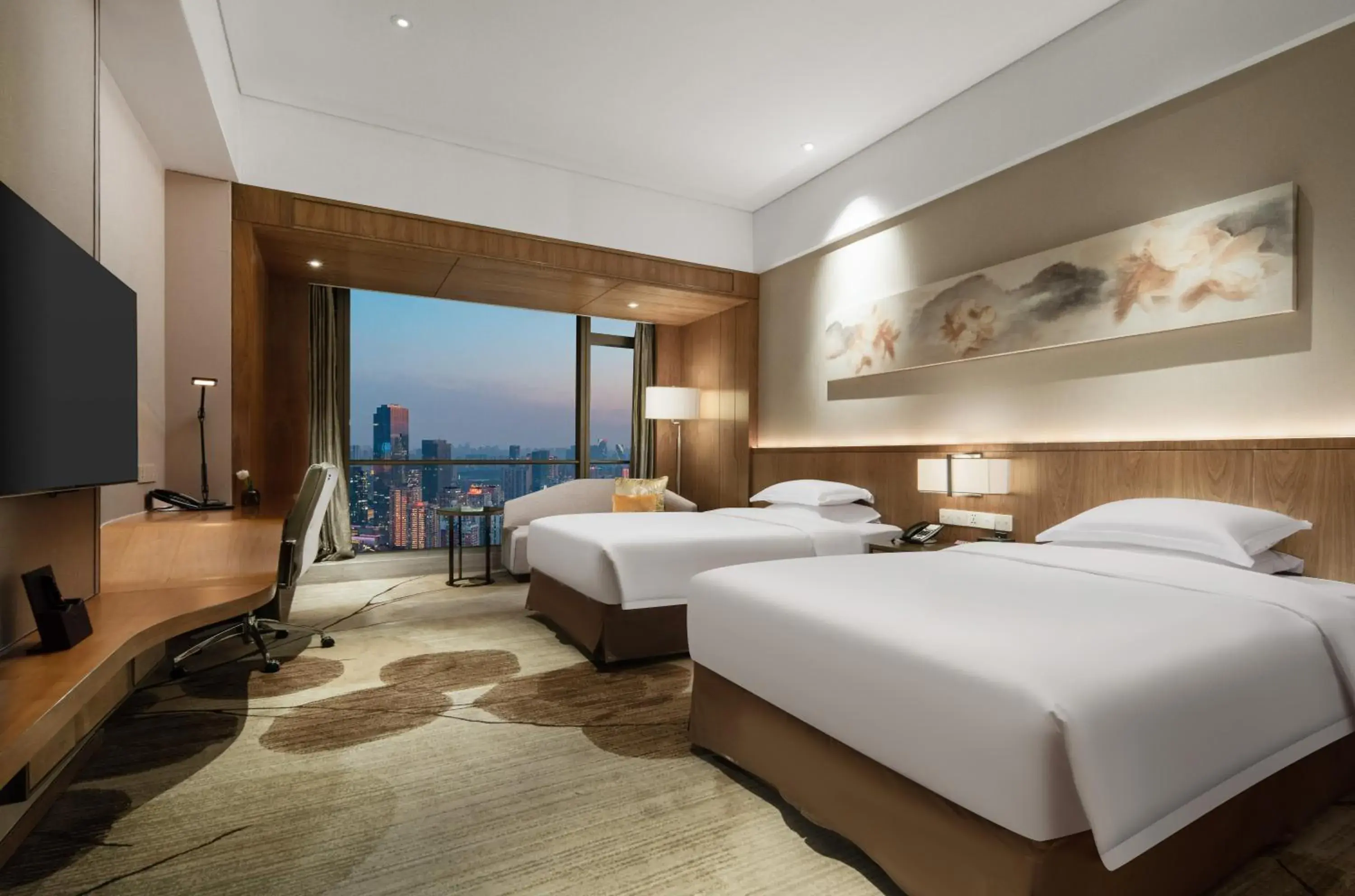 Bed in Crowne Plaza Fuzhou Riverside by IHG Bed in Crowne Plaza Fuzhou Riverside by IHG