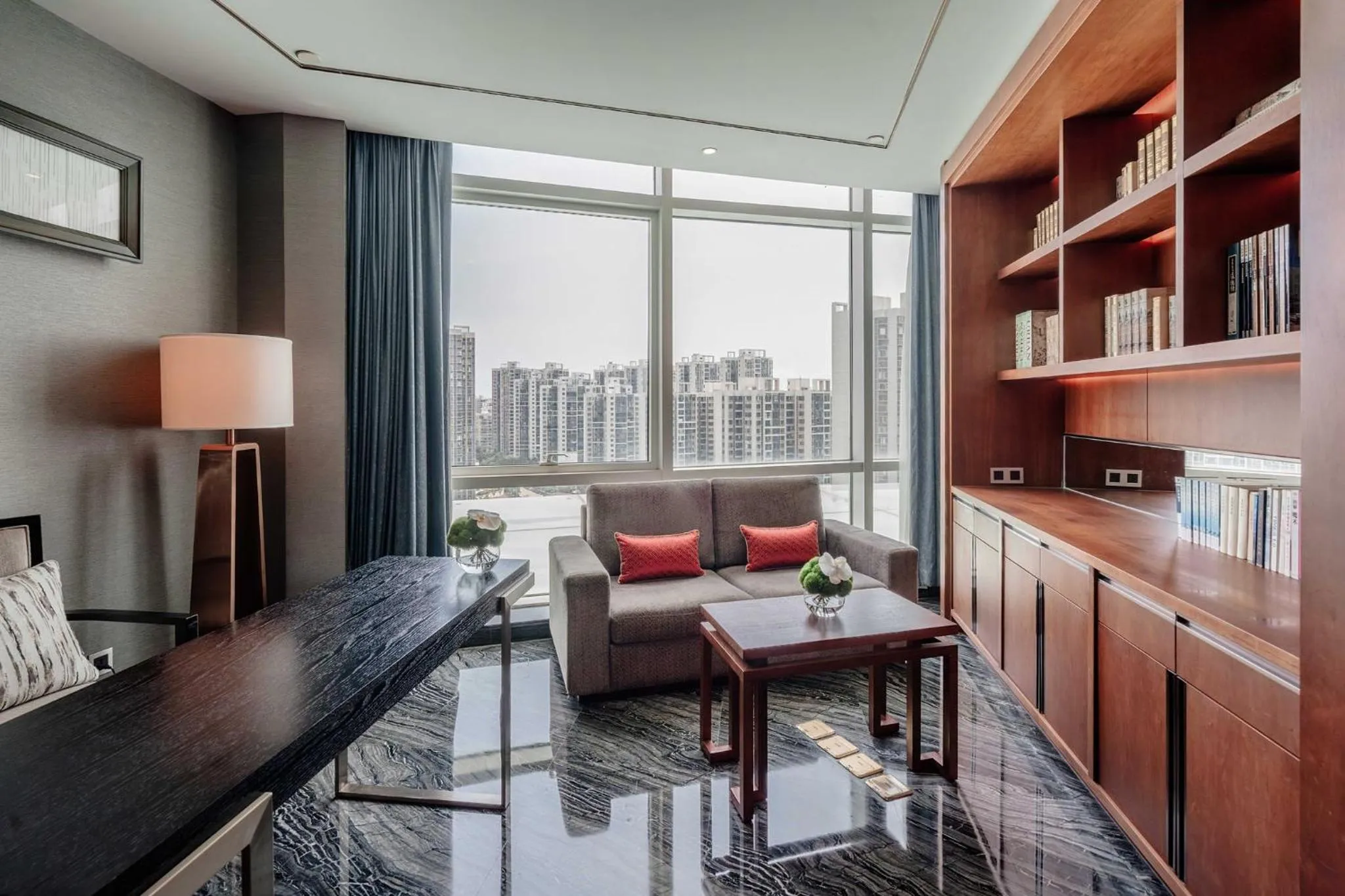Photo of the whole room in InterContinental Haikou Seaview by IHG