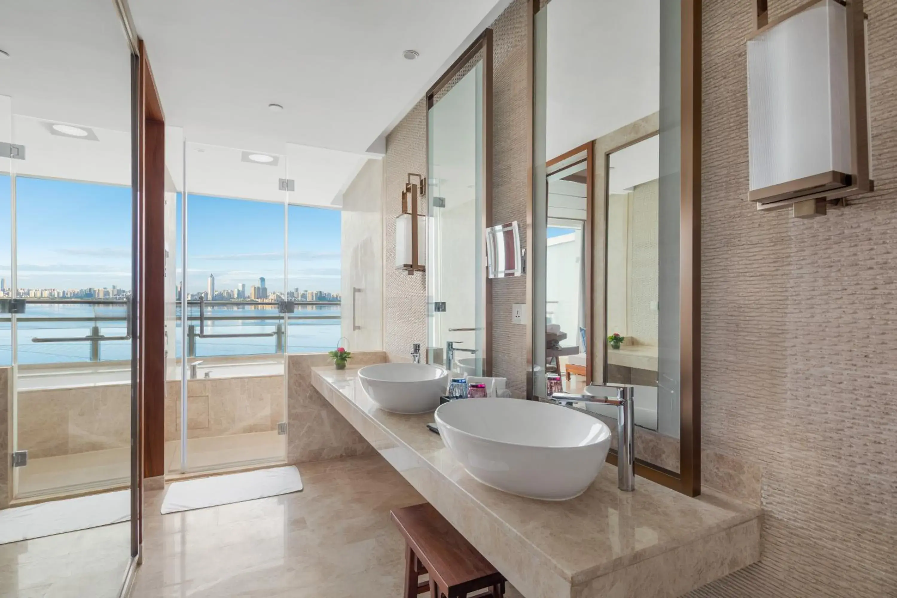 Toilet in InterContinental Haikou Seaview by IHG Toilet in InterContinental Haikou Seaview by IHG