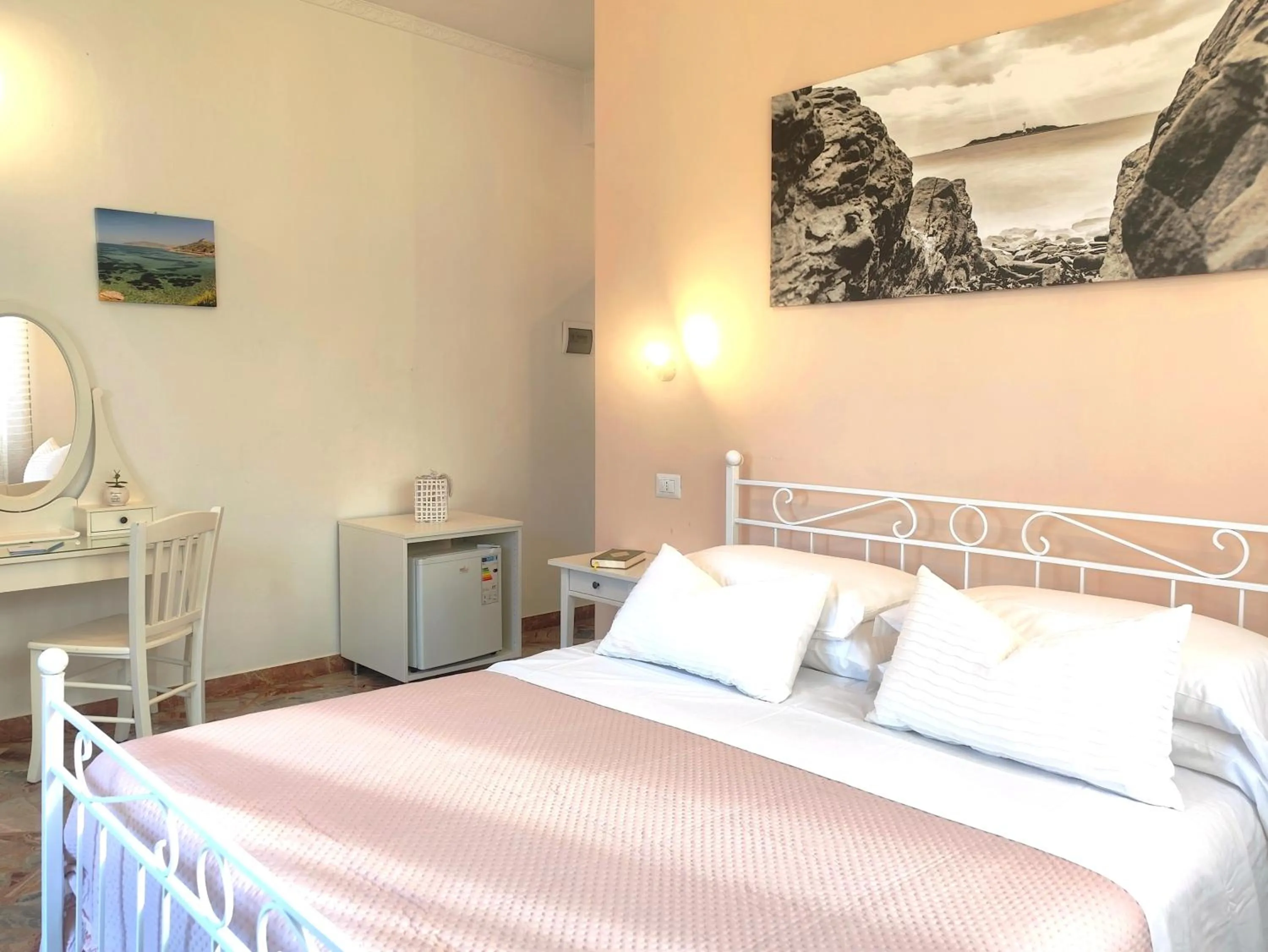 Bed in B&B Posidonia