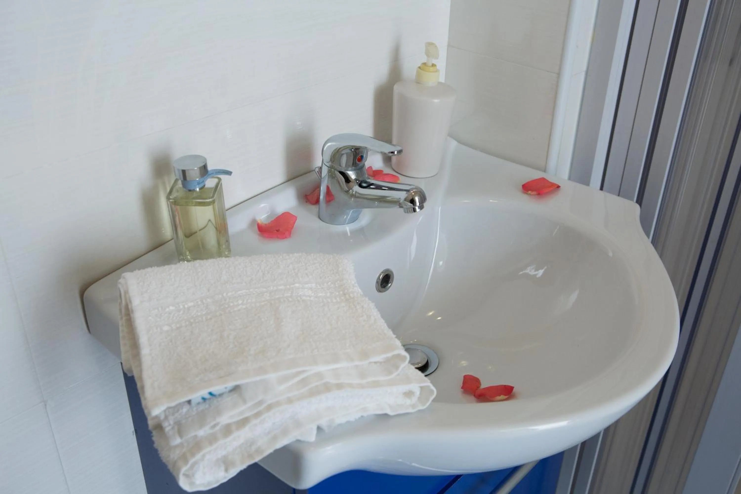 Bathroom in B&B Posidonia