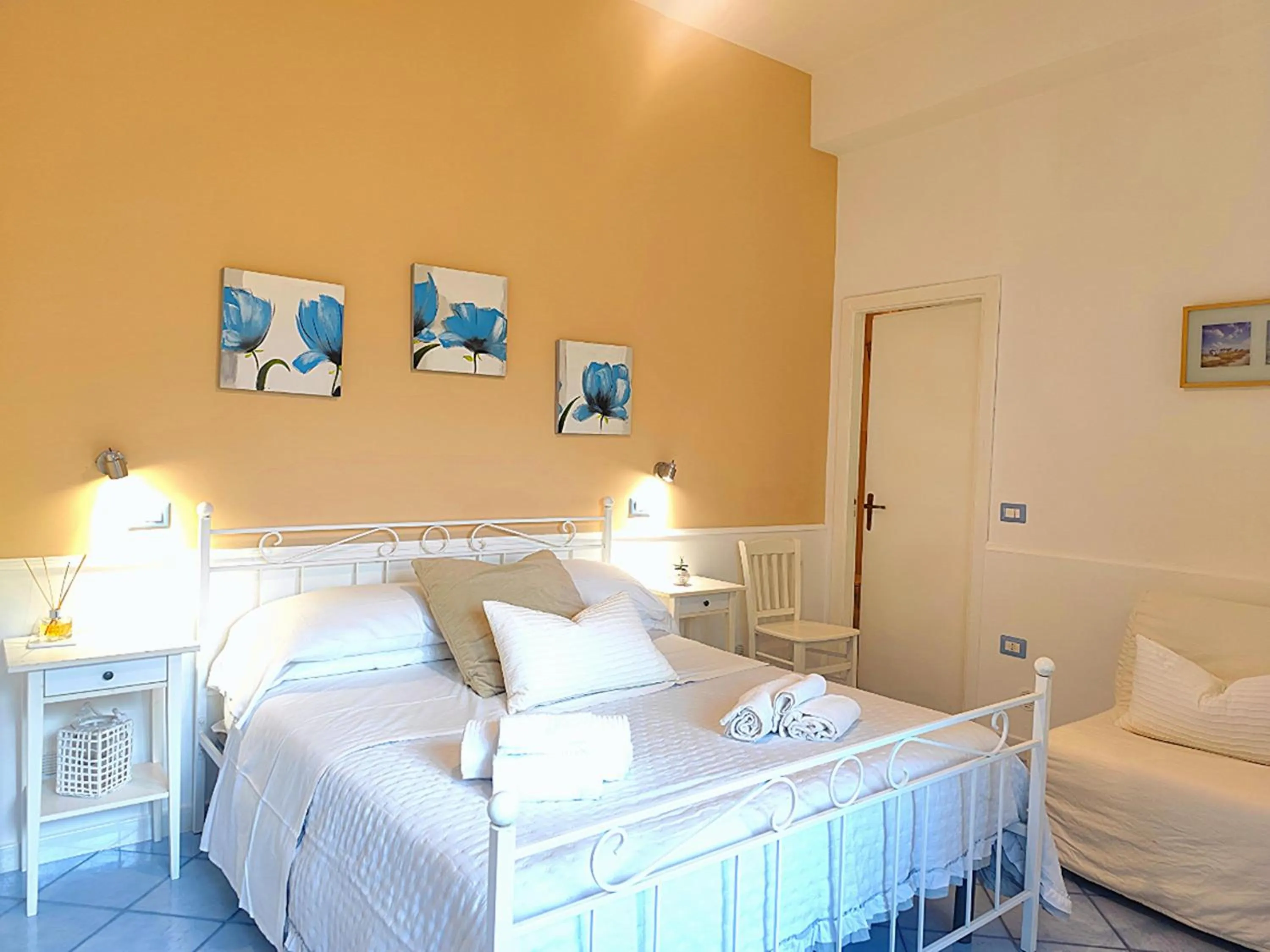 Bed in B&B Posidonia