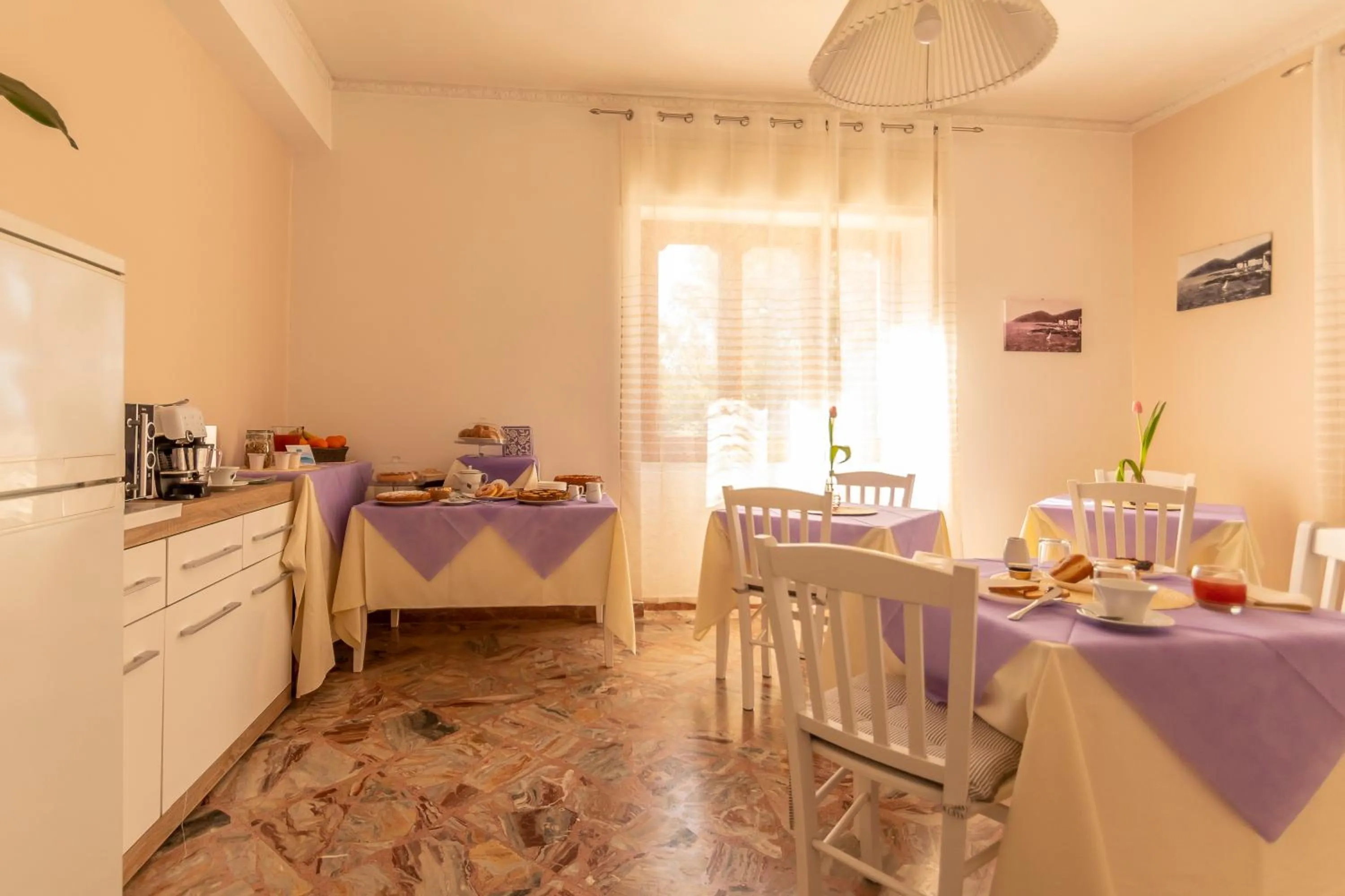 Restaurant/places to eat in B&B Posidonia