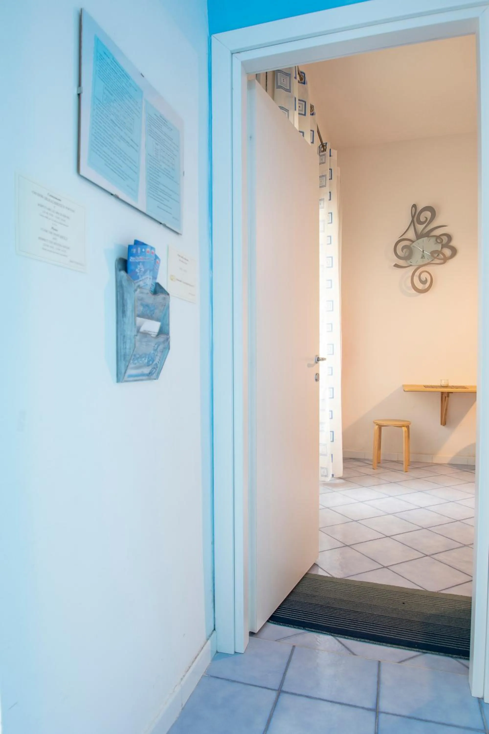 Facade/entrance, Bed in B&B Posidonia