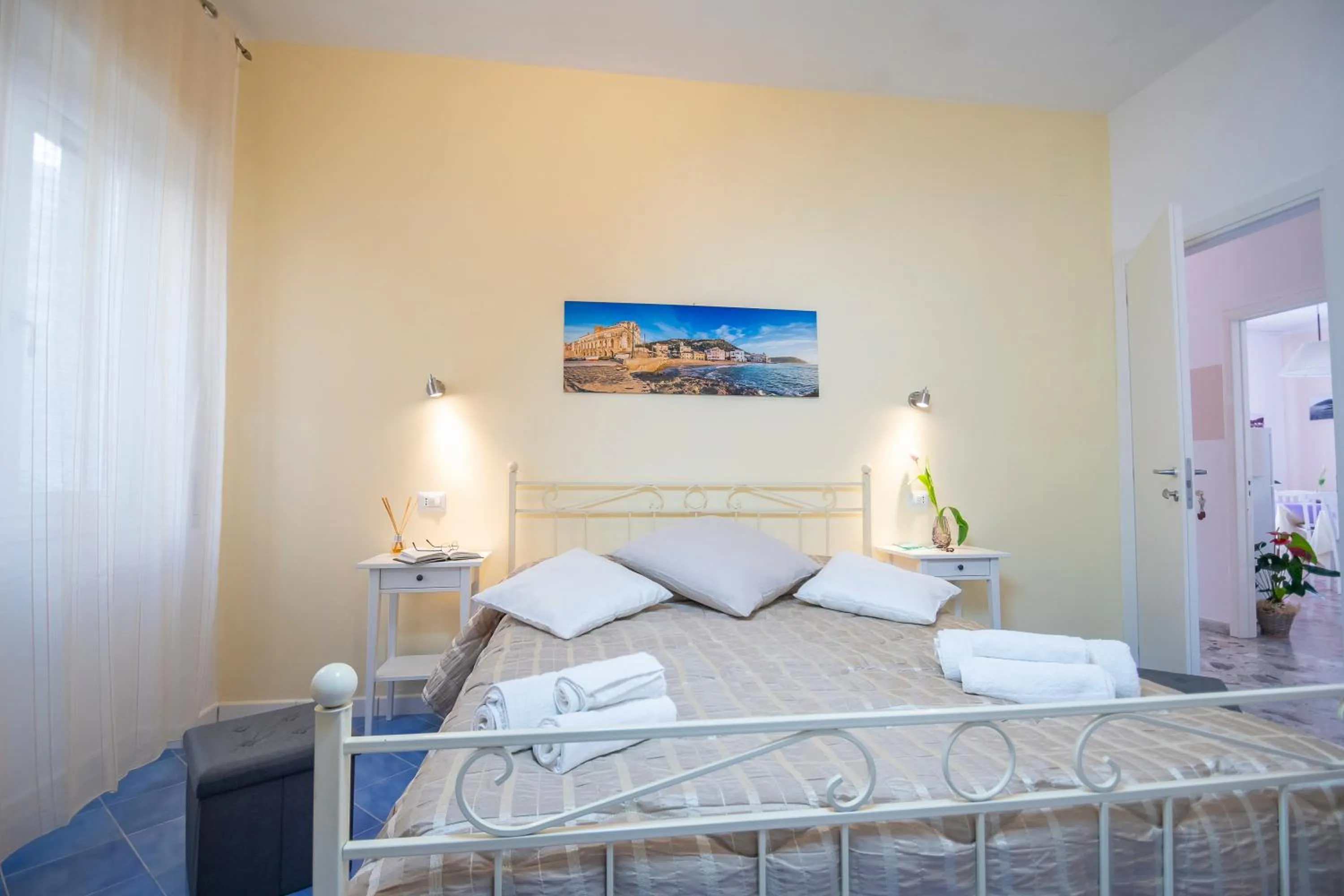 Photo of the whole room, Bed in B&B Posidonia