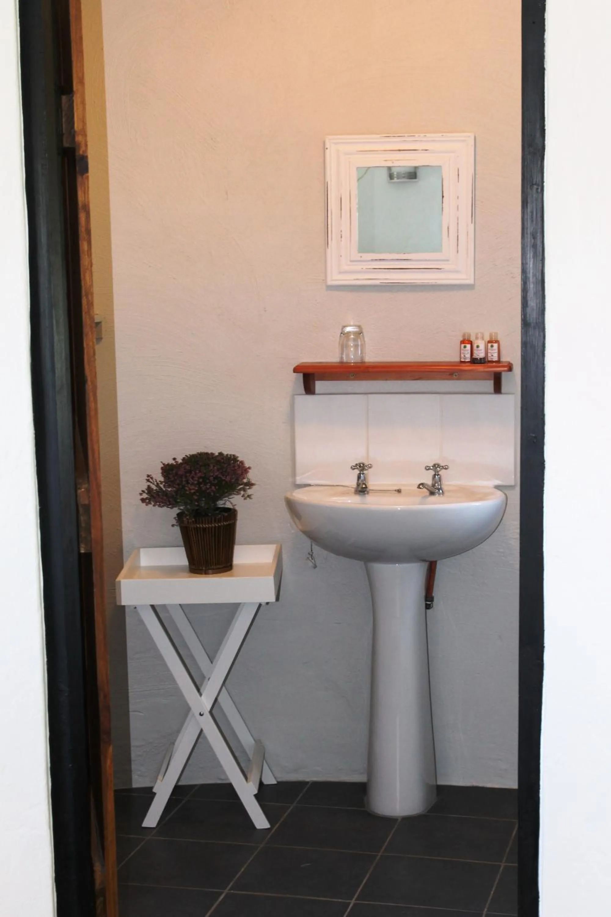 Bathroom in Bella Manga Country Escape