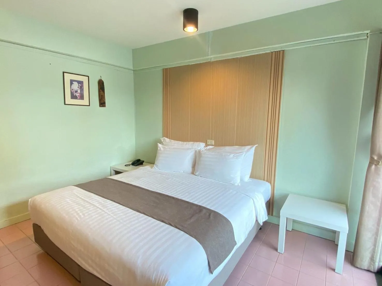 Bed in A Hotel Budget