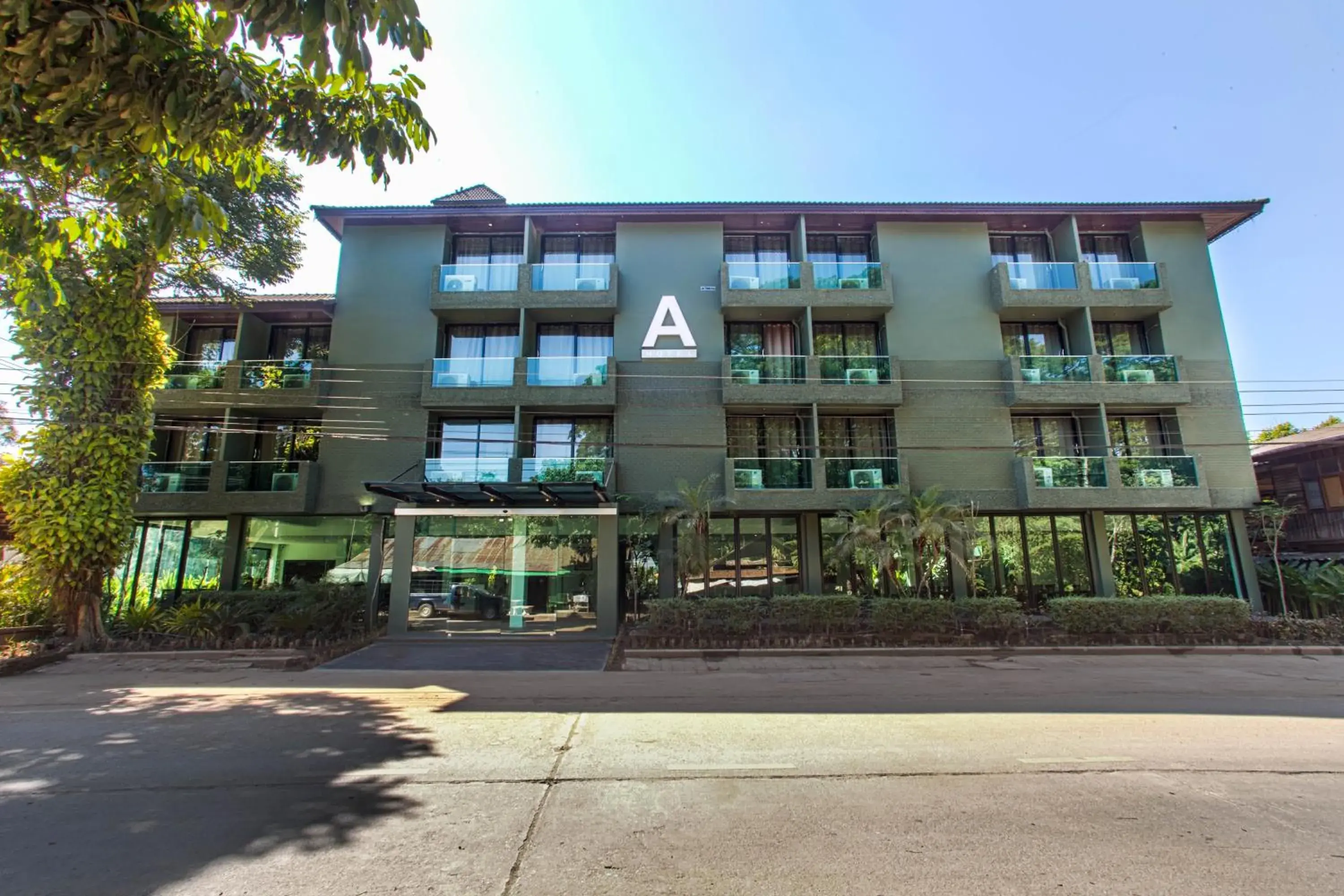 Facade/entrance in A Hotel Budget Facade/entrance in A Hotel Budget