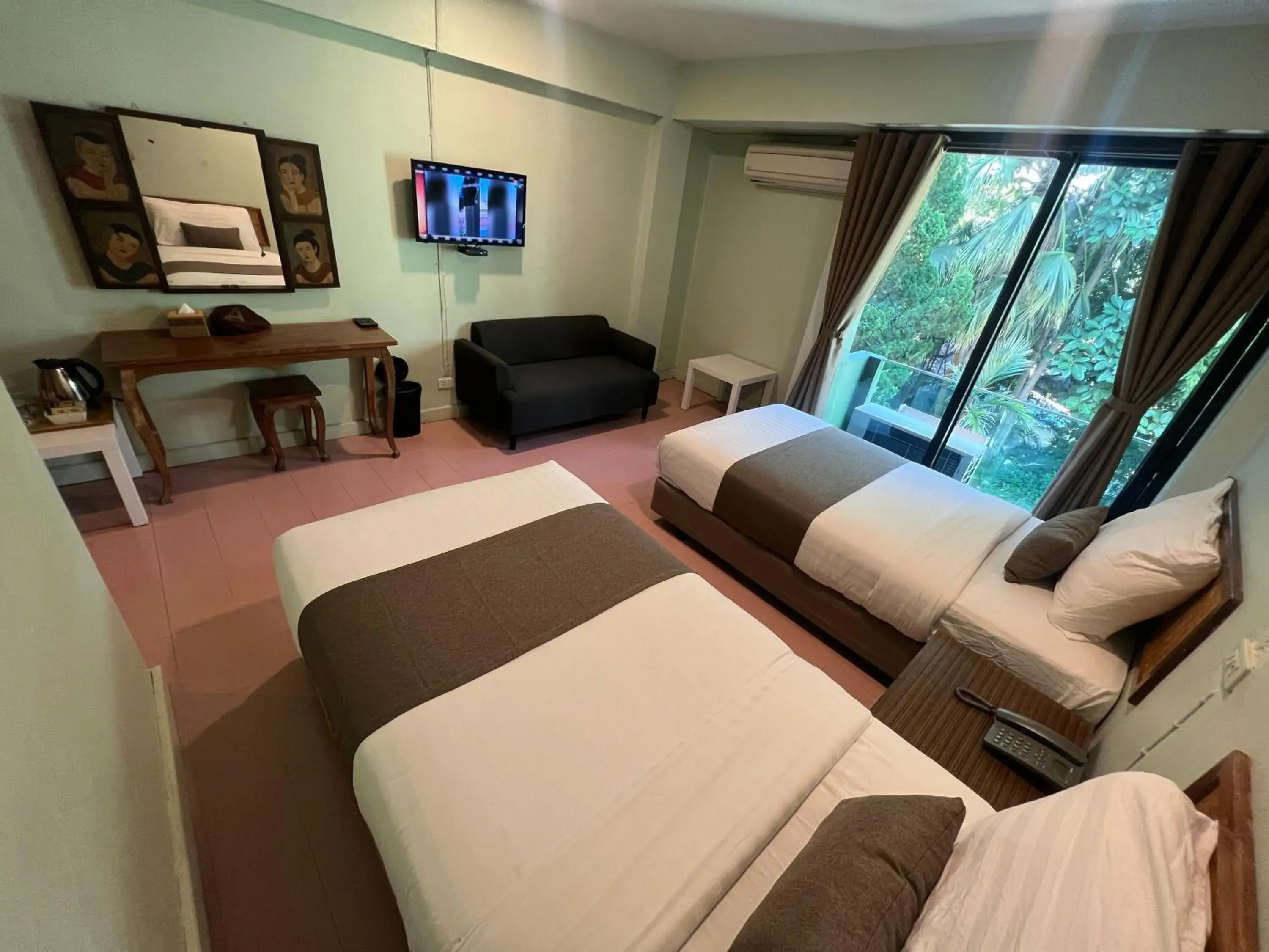 Property building, Bed in A Hotel Budget Property building, Bed in A Hotel Budget