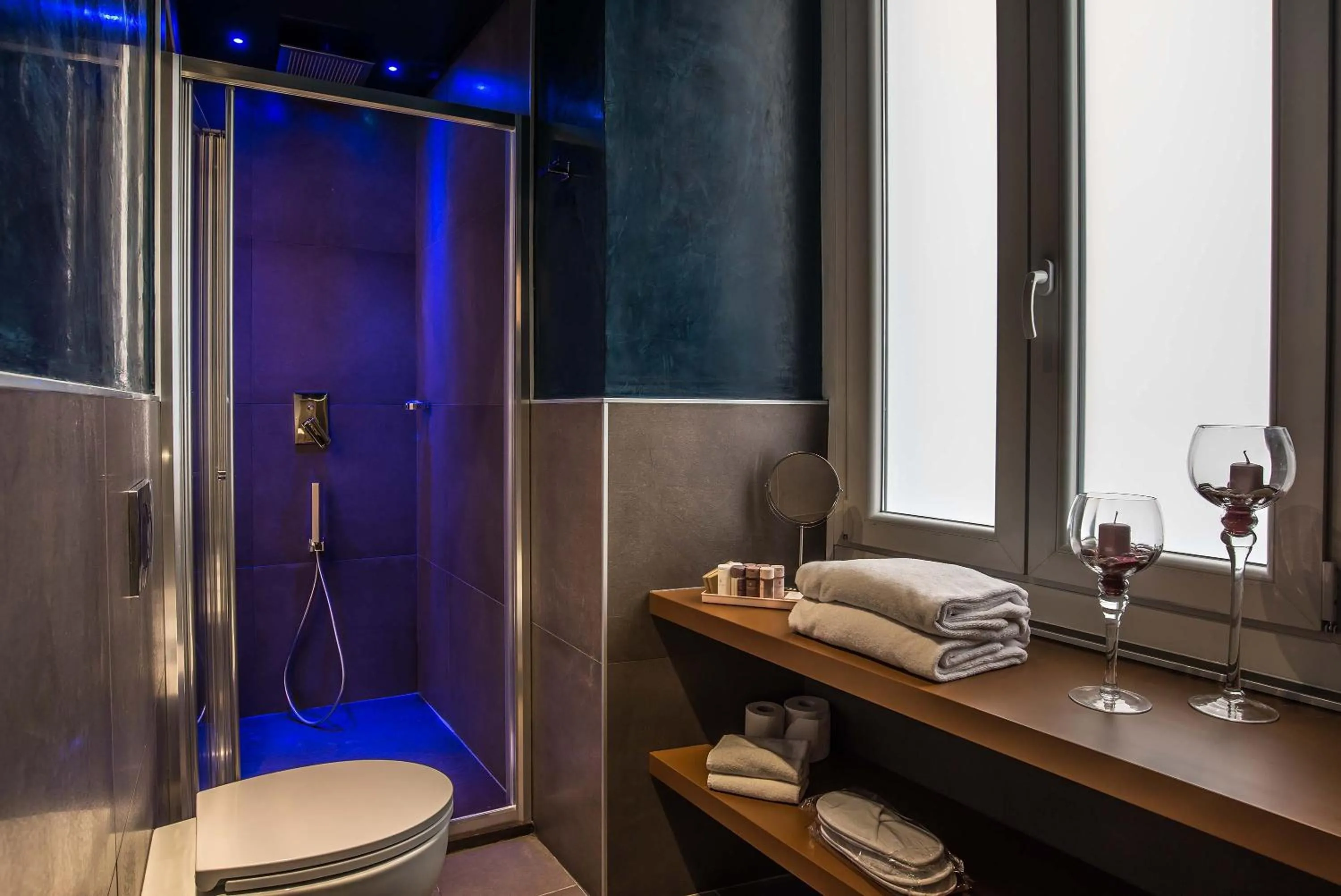 Bathroom in Colonna Suite Del Corso