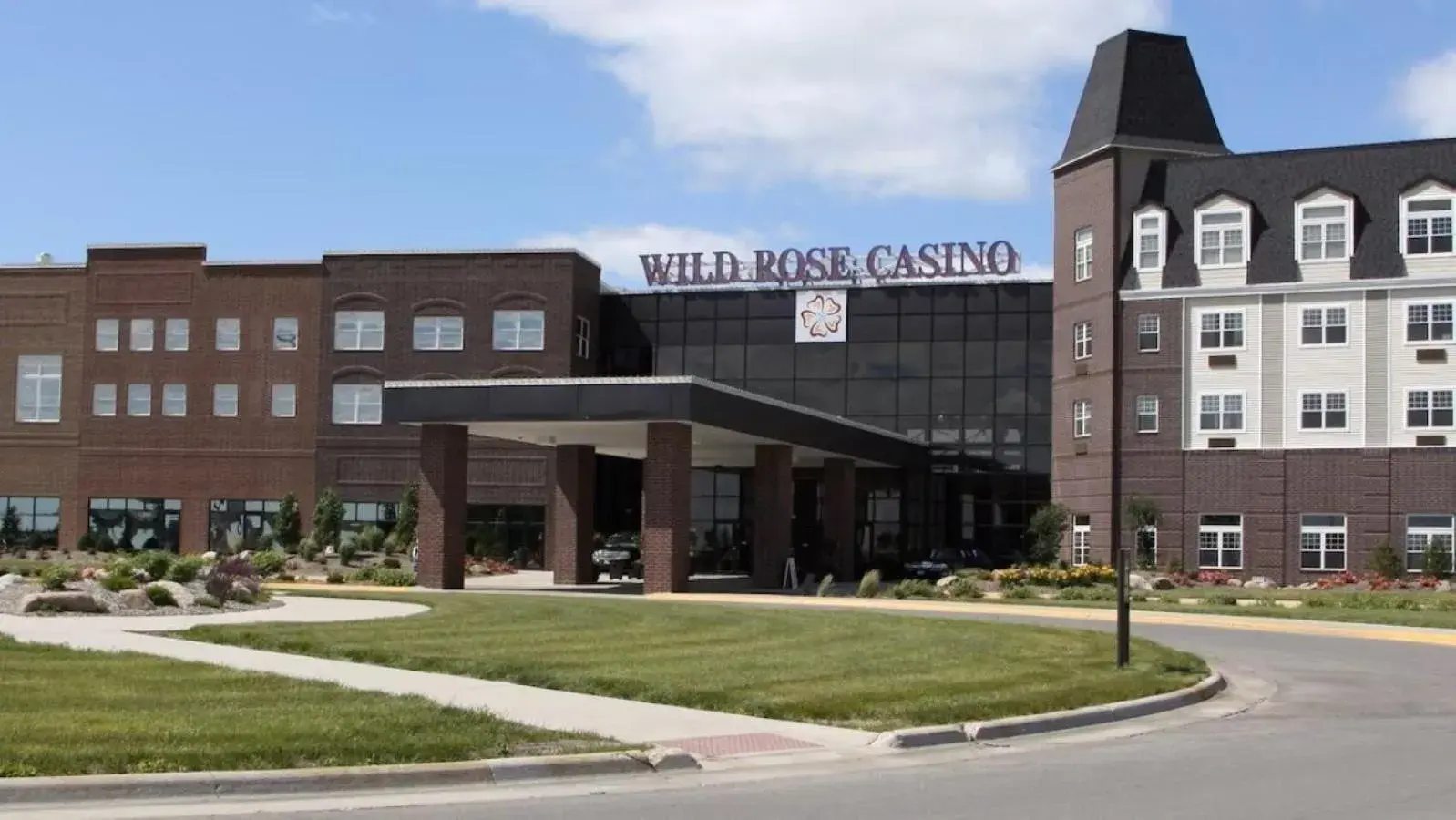 Wild Rose Casino & Hotel Emmetsburg Wild Rose Casino & Hotel Emmetsburg