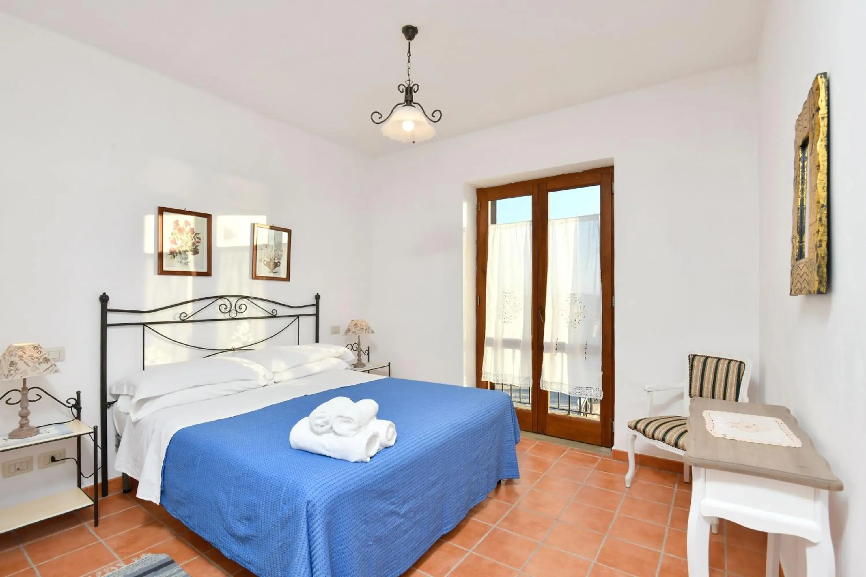Three-Bedroom House in Casale il Saùco Three-Bedroom House in Casale il Saùco