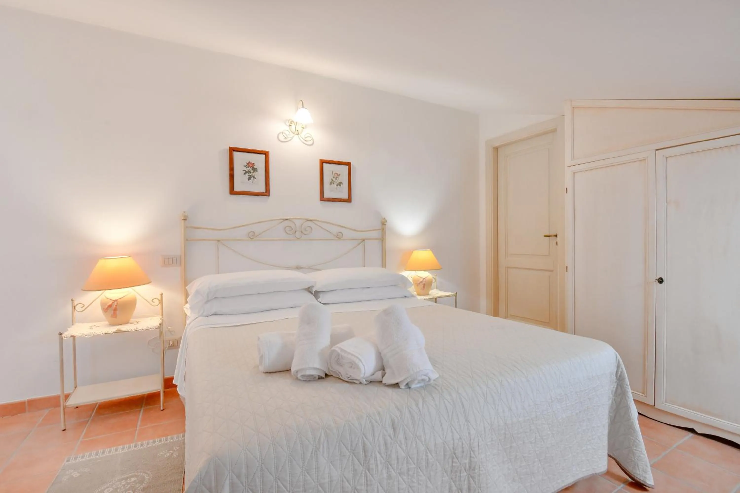 Two-Bedroom Apartment in Casale il Saùco