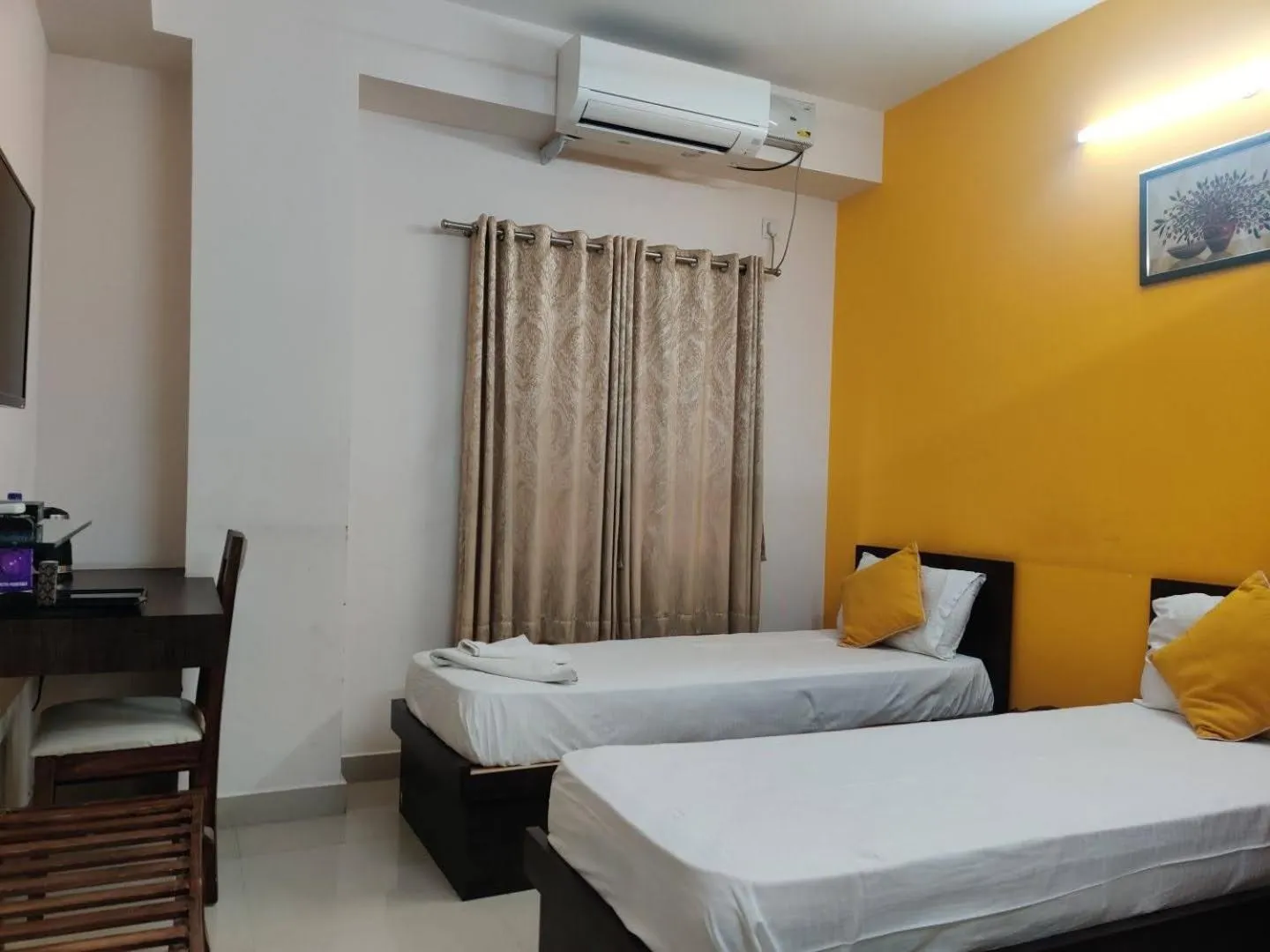 Bed in I Cloud Elite Suites