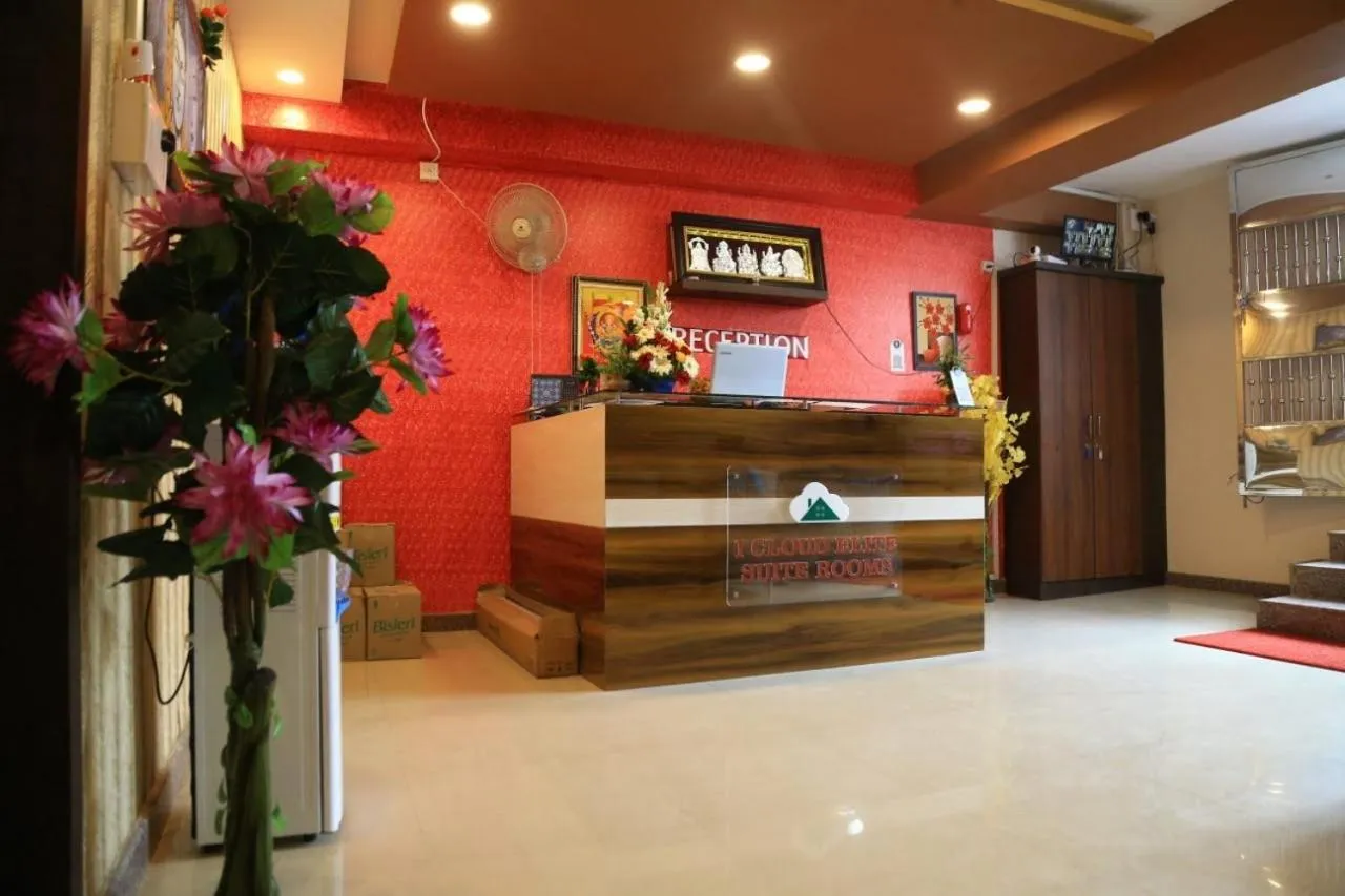 I Cloud Elite Suites