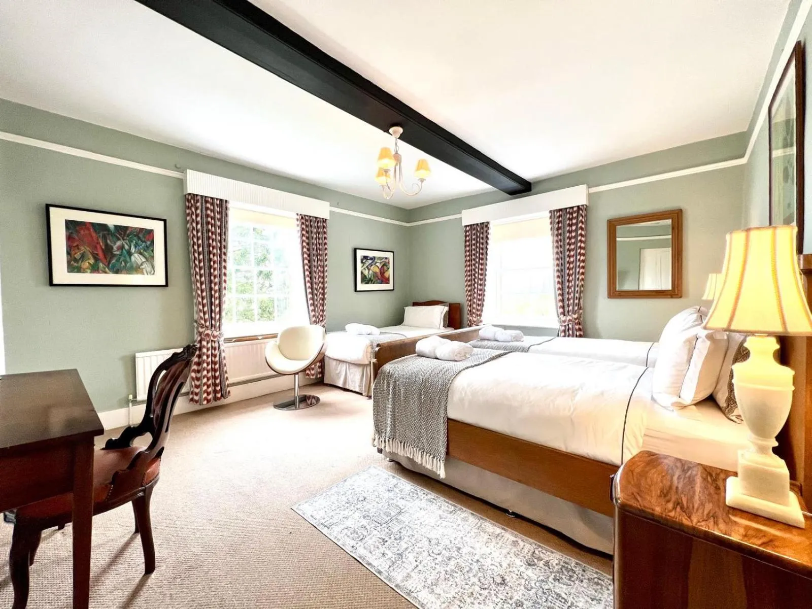 Bedroom in Colthrop Manor B&B