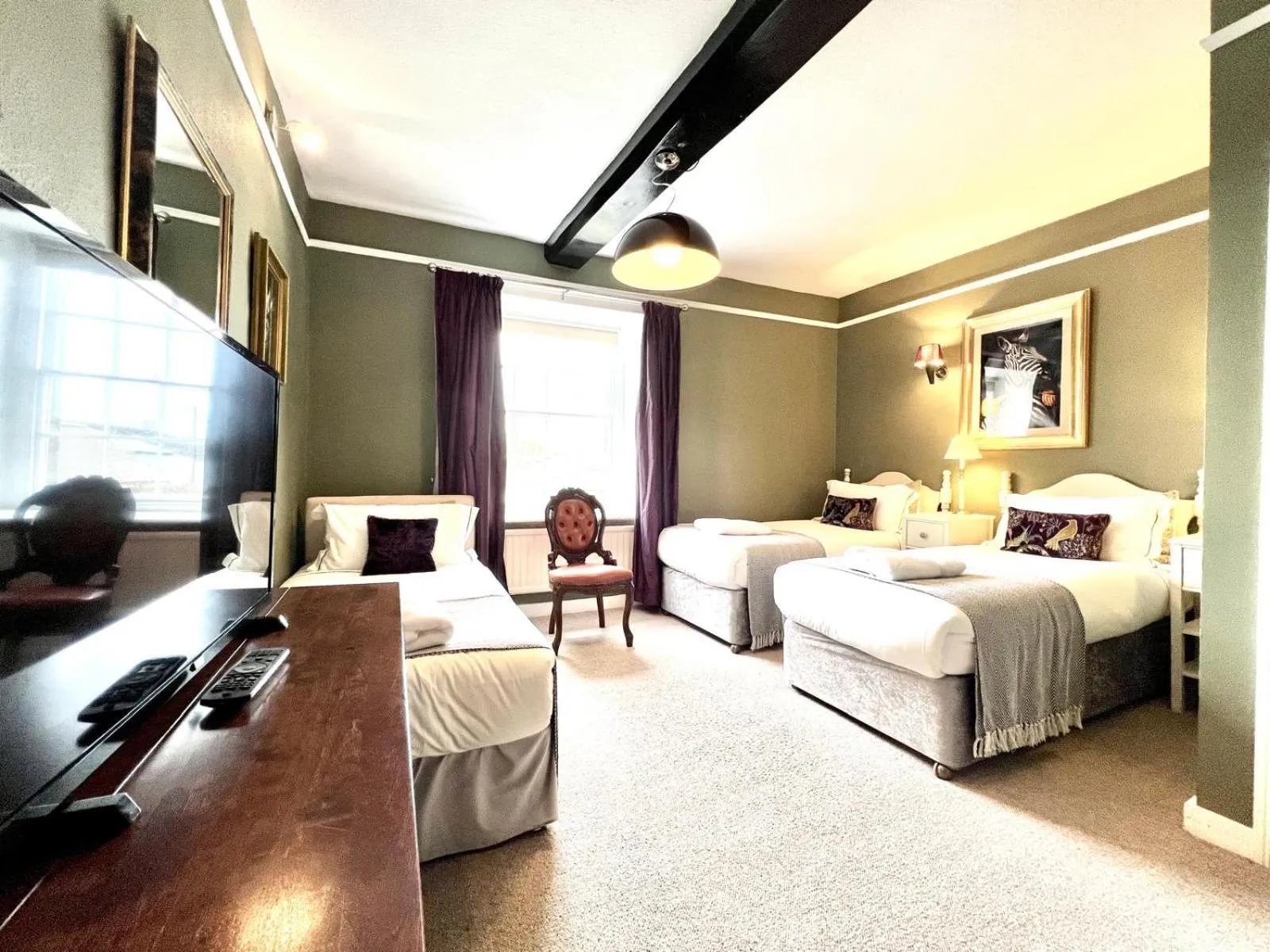 Bedroom in Colthrop Manor B&B