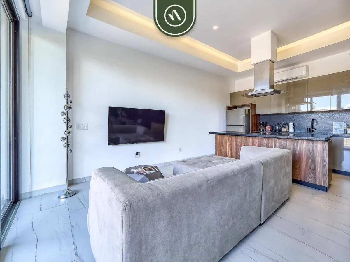 Amazing 1 BR Condo with Terrace - Rooftop Pool