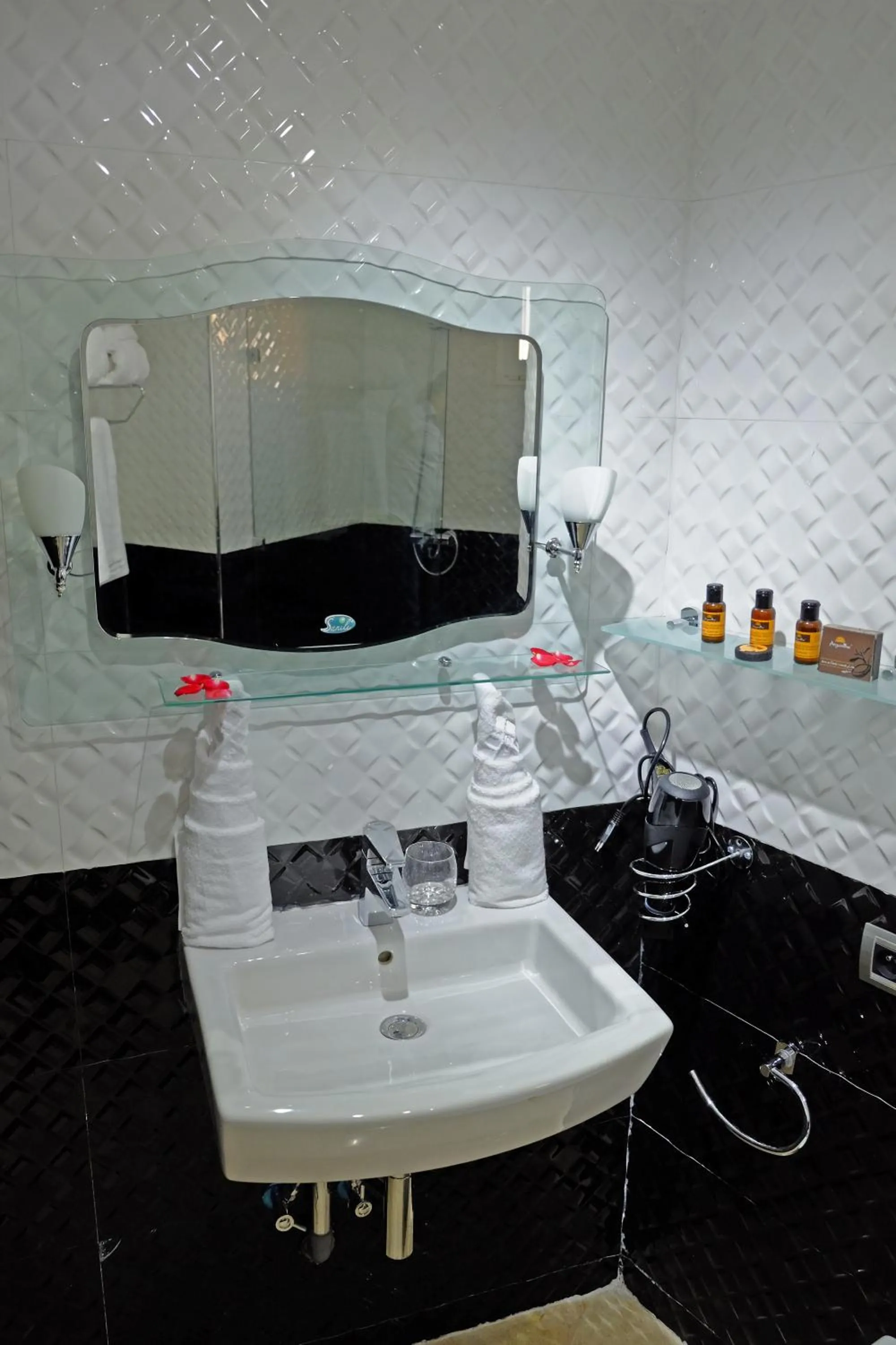 Bathroom in Appart Hôtel Mouna