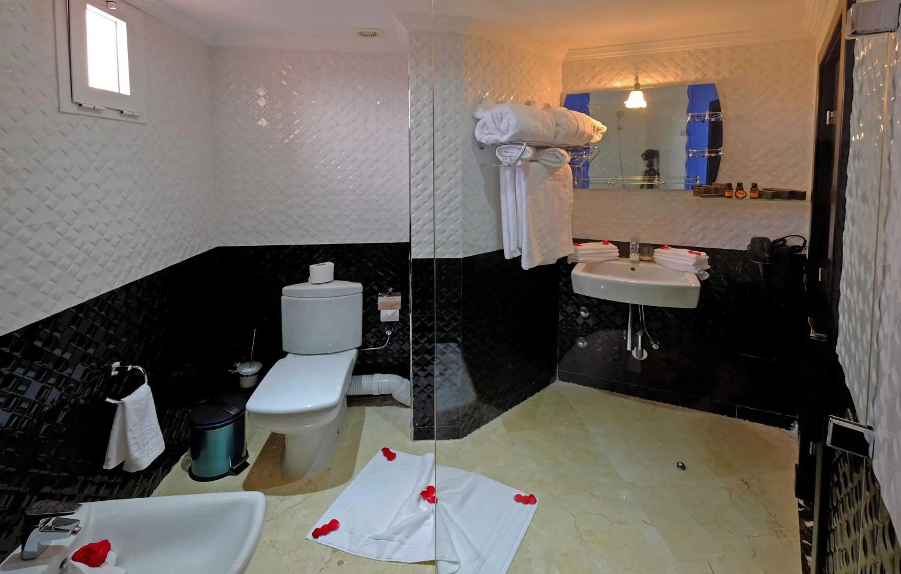 Bathroom in Appart Hôtel Mouna