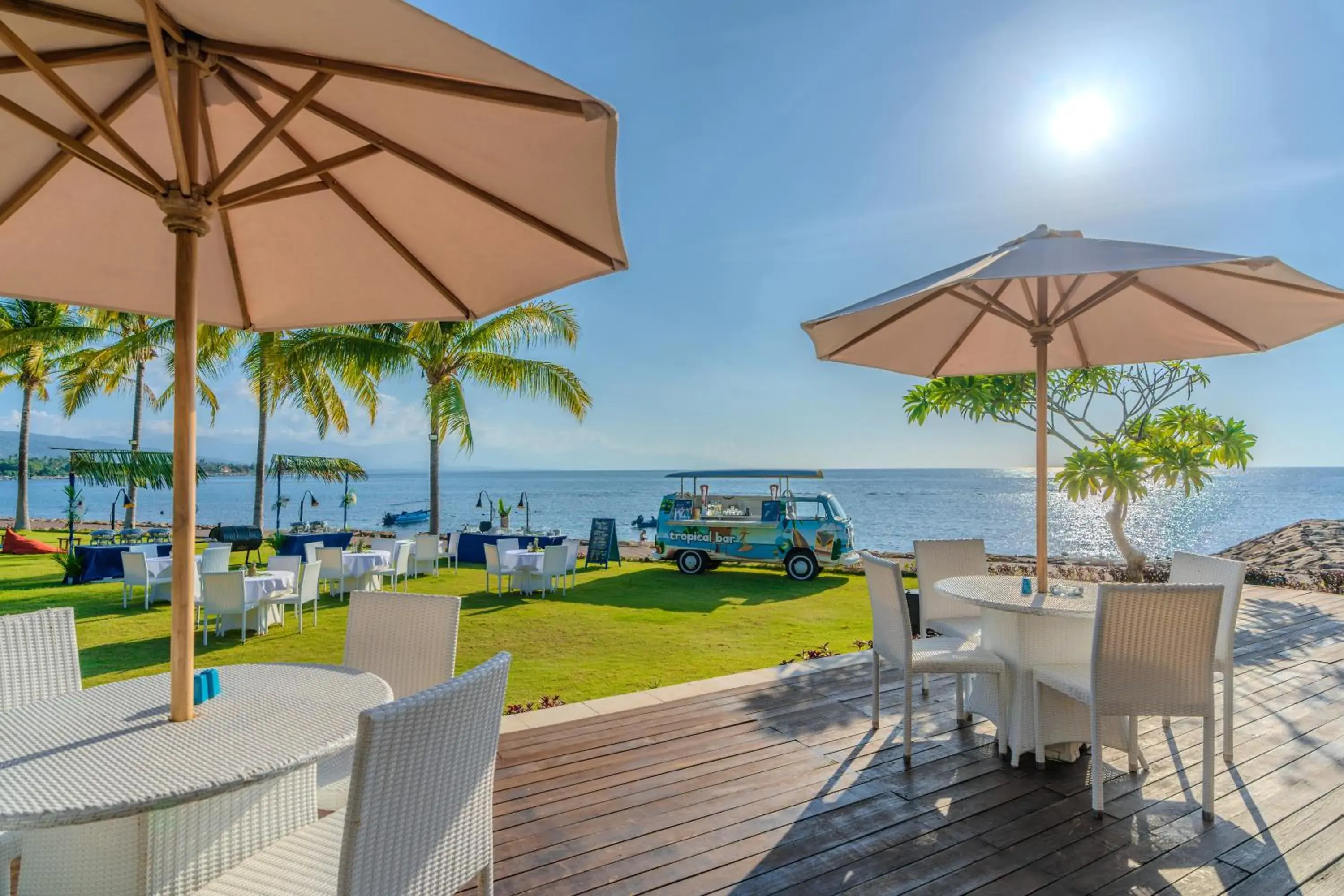 Lounge or bar in Lovina Beach Club & Resort Lounge or bar in Lovina Beach Club & Resort