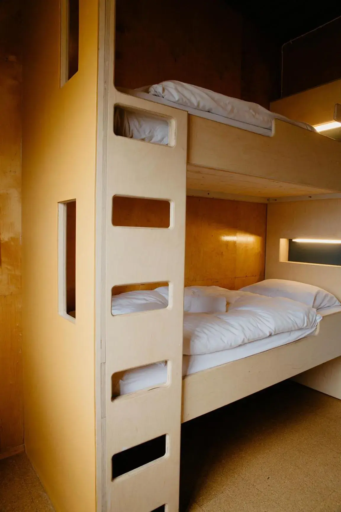 4-Bed Mixed Dormitory Room - single occupancy in Hafaldan HI Hostel - Harbour Building 4-Bed Mixed Dormitory Room - single occupancy in Hafaldan HI Hostel - Harbour Building