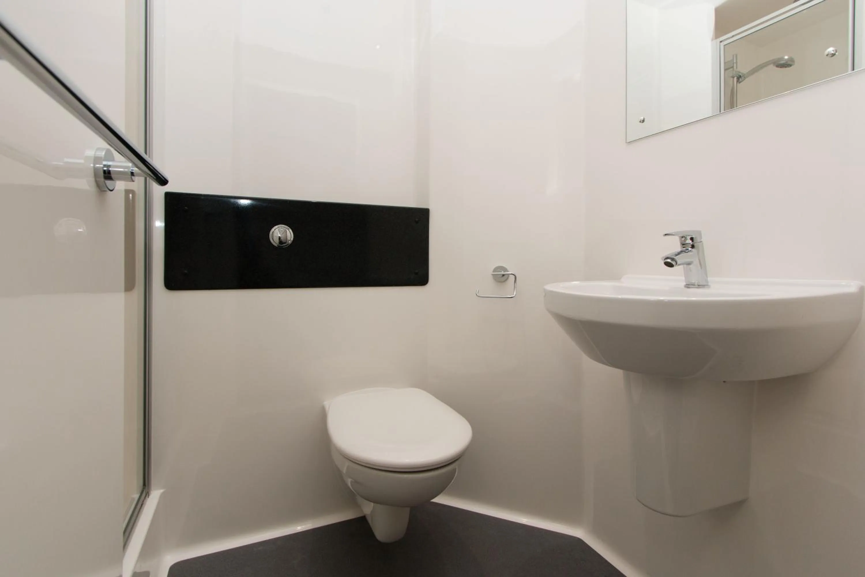 Shower in Destiny Student – Shrubhill (Campus Accommodation)