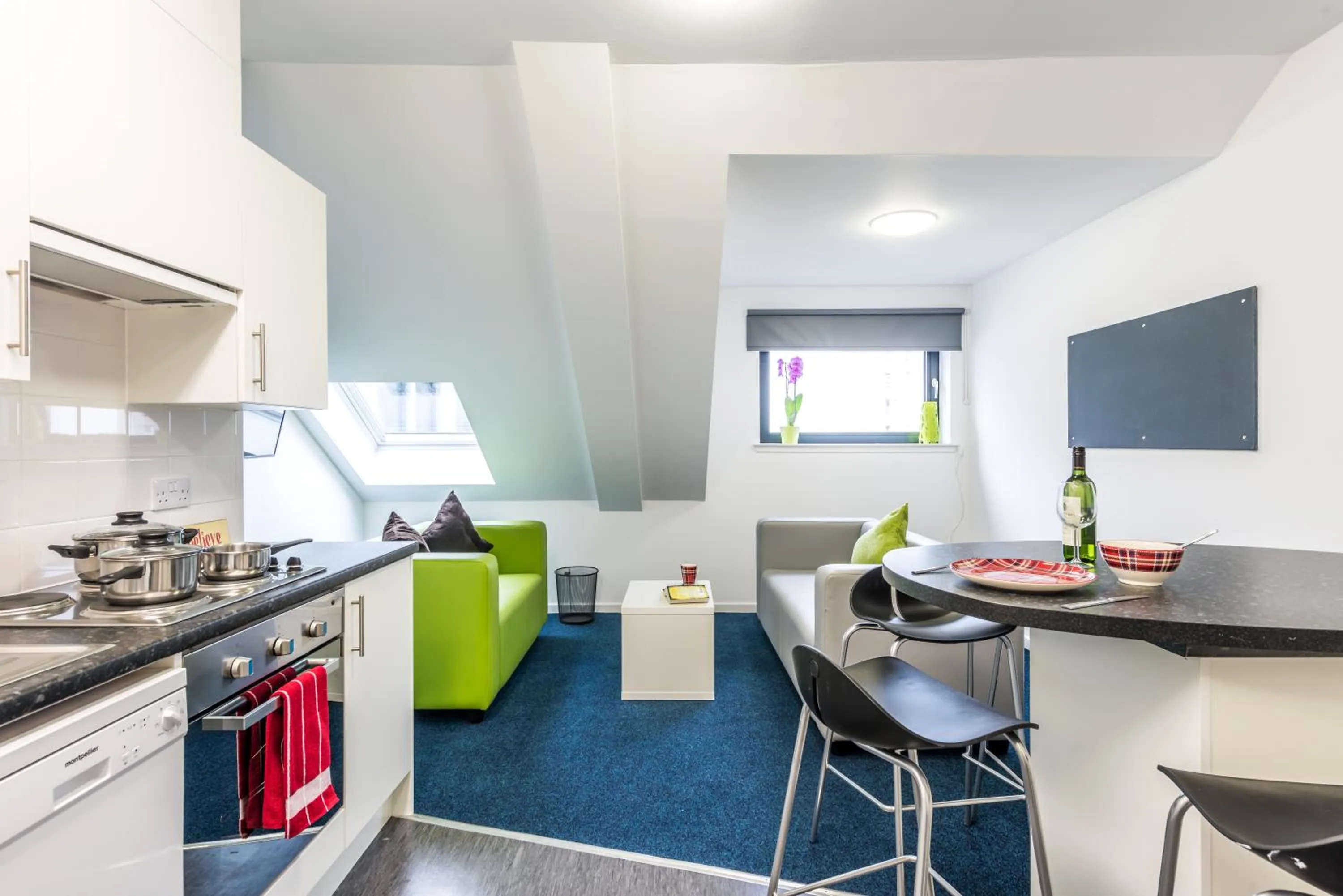 Communal kitchen in Destiny Student – Shrubhill (Campus Accommodation)