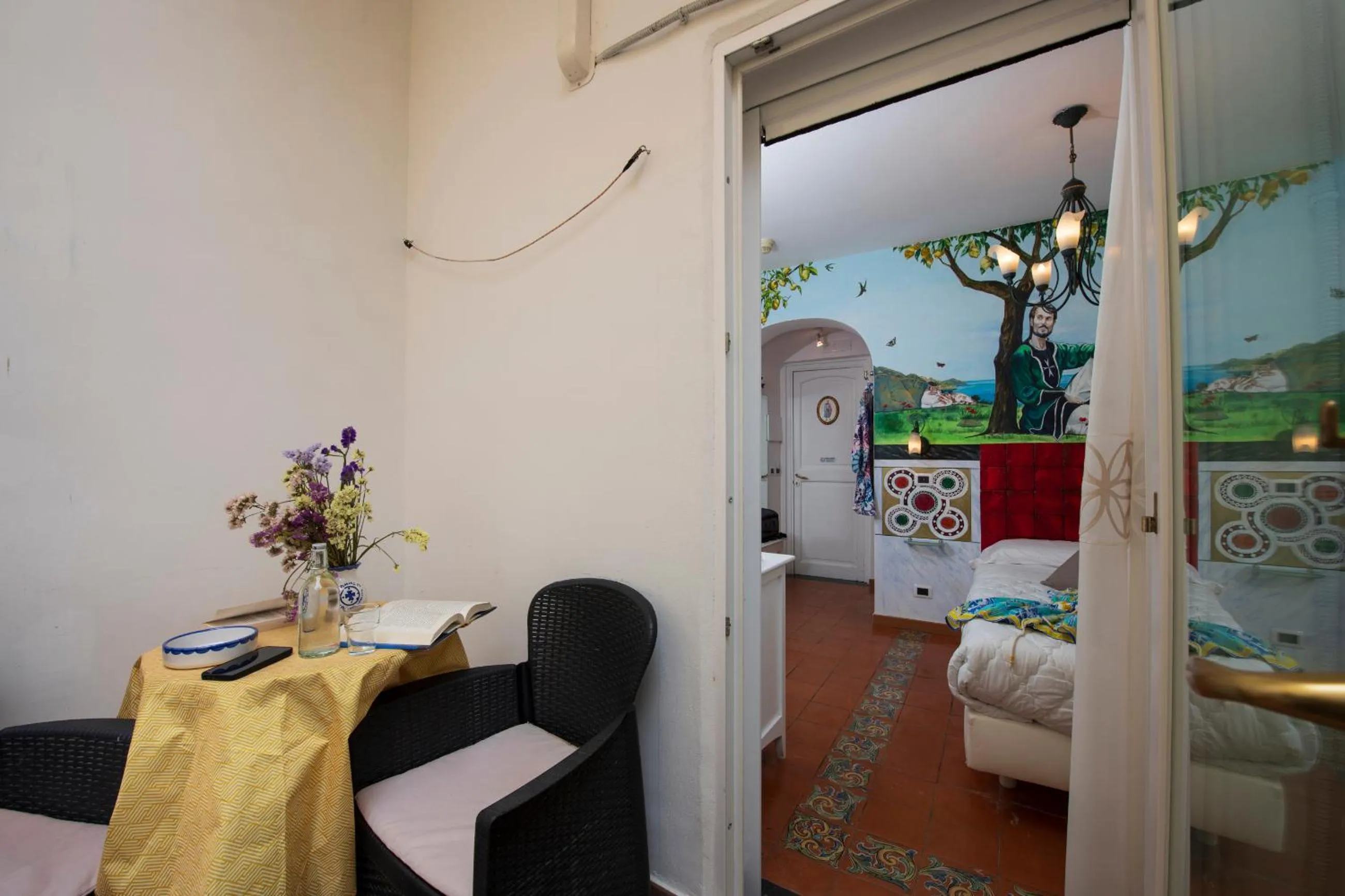 Balcony/Terrace, Bed in Hotel Antica Repubblica in Amalfi center at 100mt from the sea