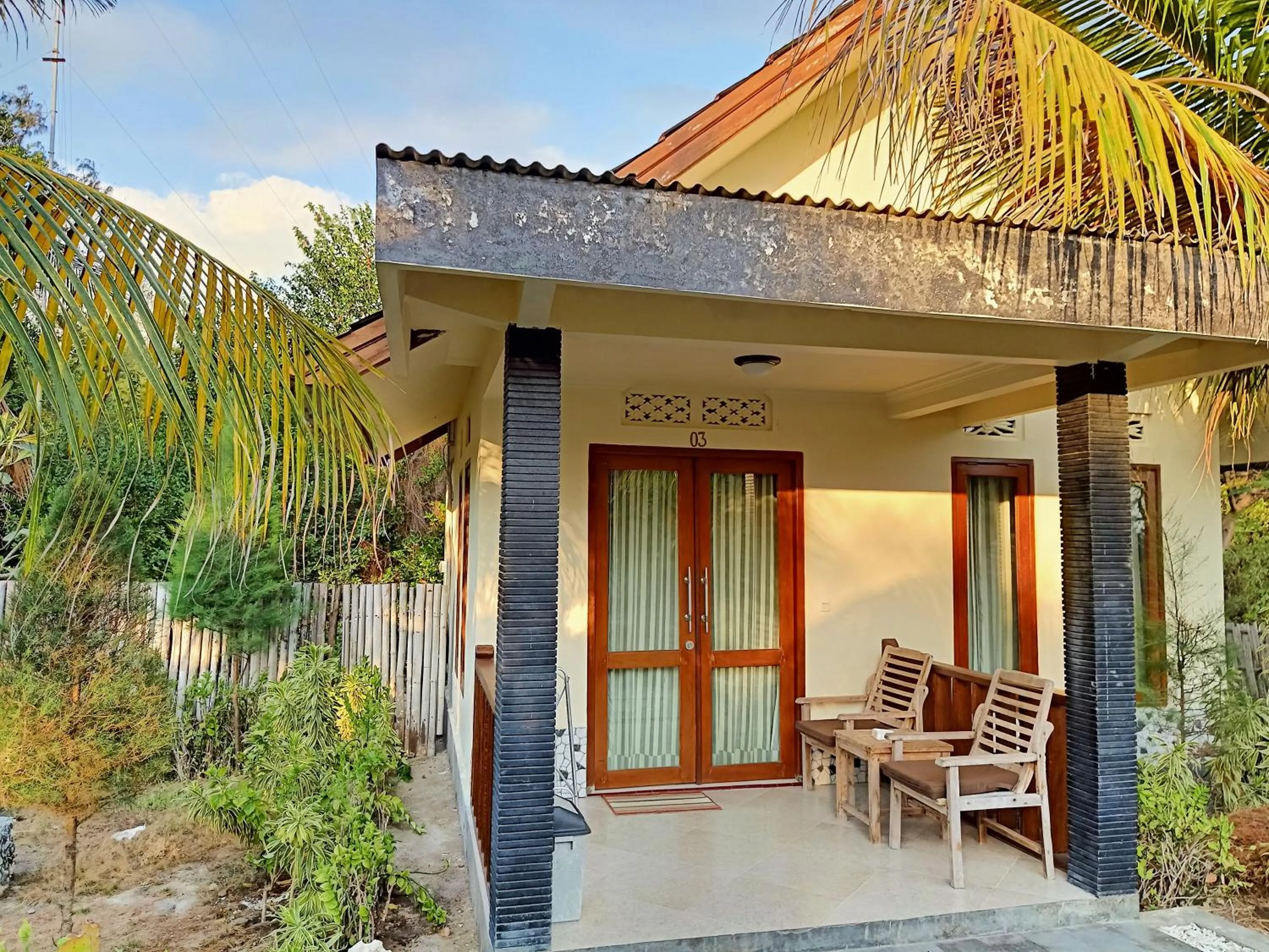 Deluxe Family Suite with Garden View in Two Brothers Bungalows