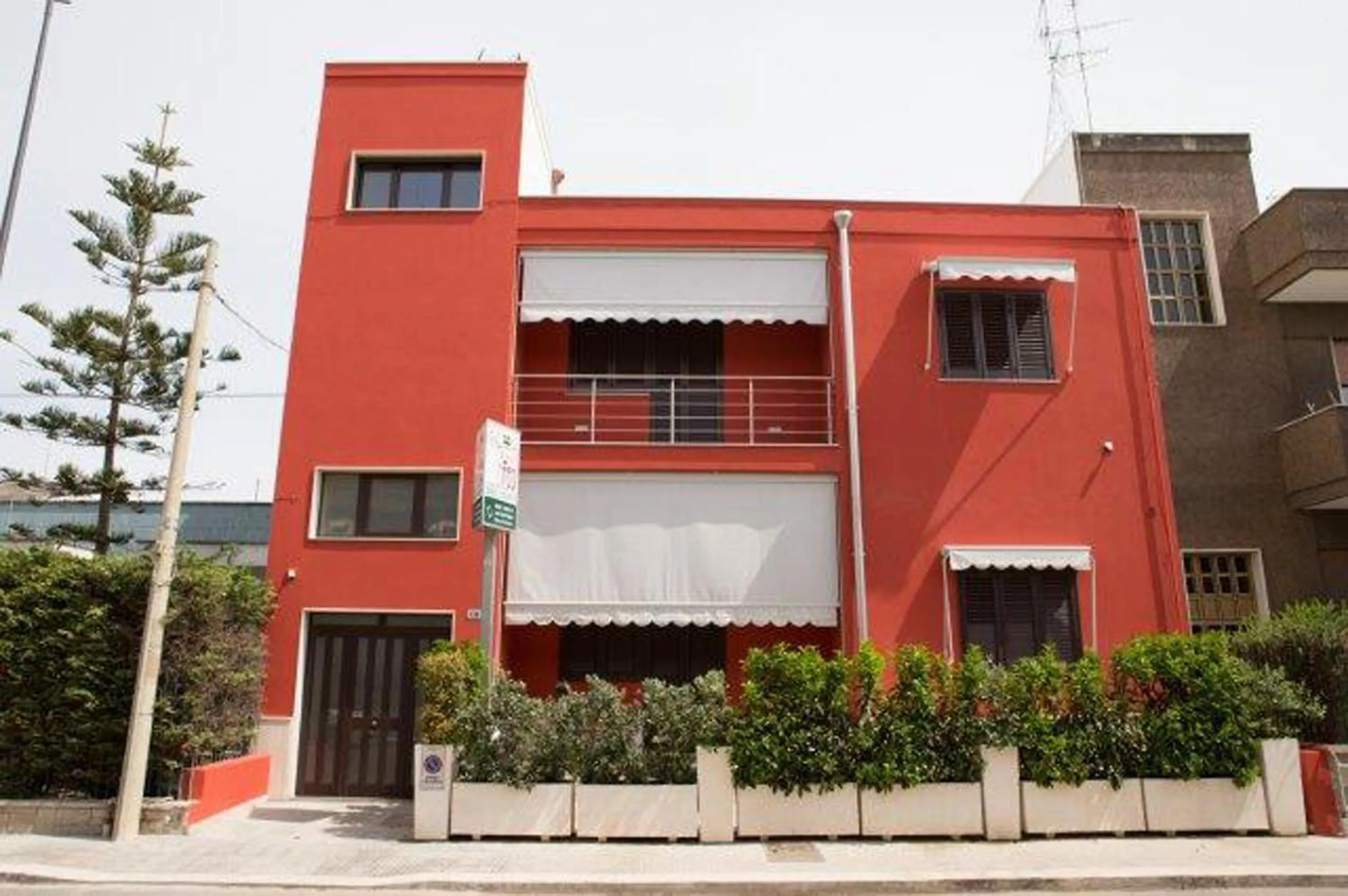 Facade/entrance in Nidi di Feo