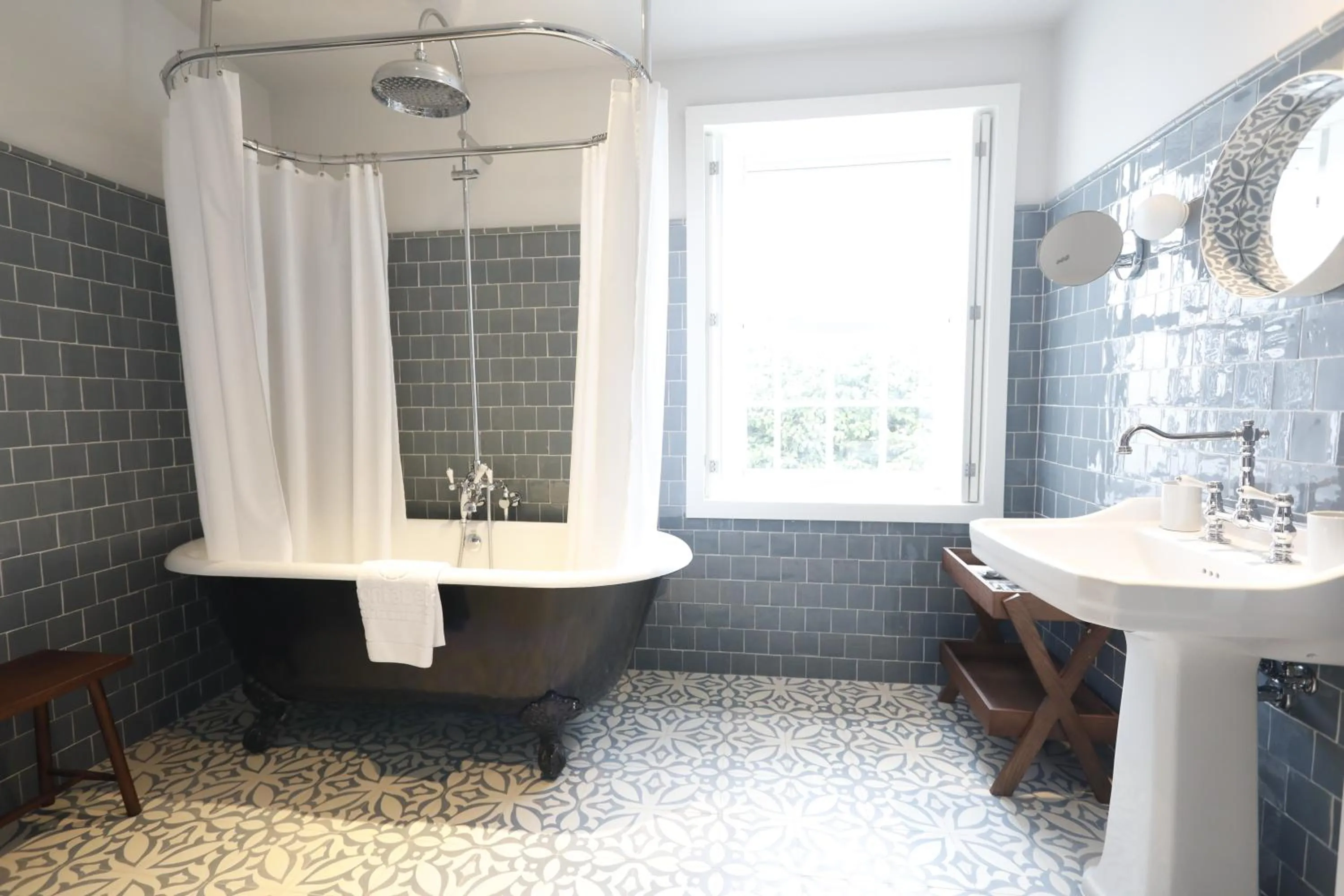 Shower in Montebelo Vista Alegre Ílhavo Hotel