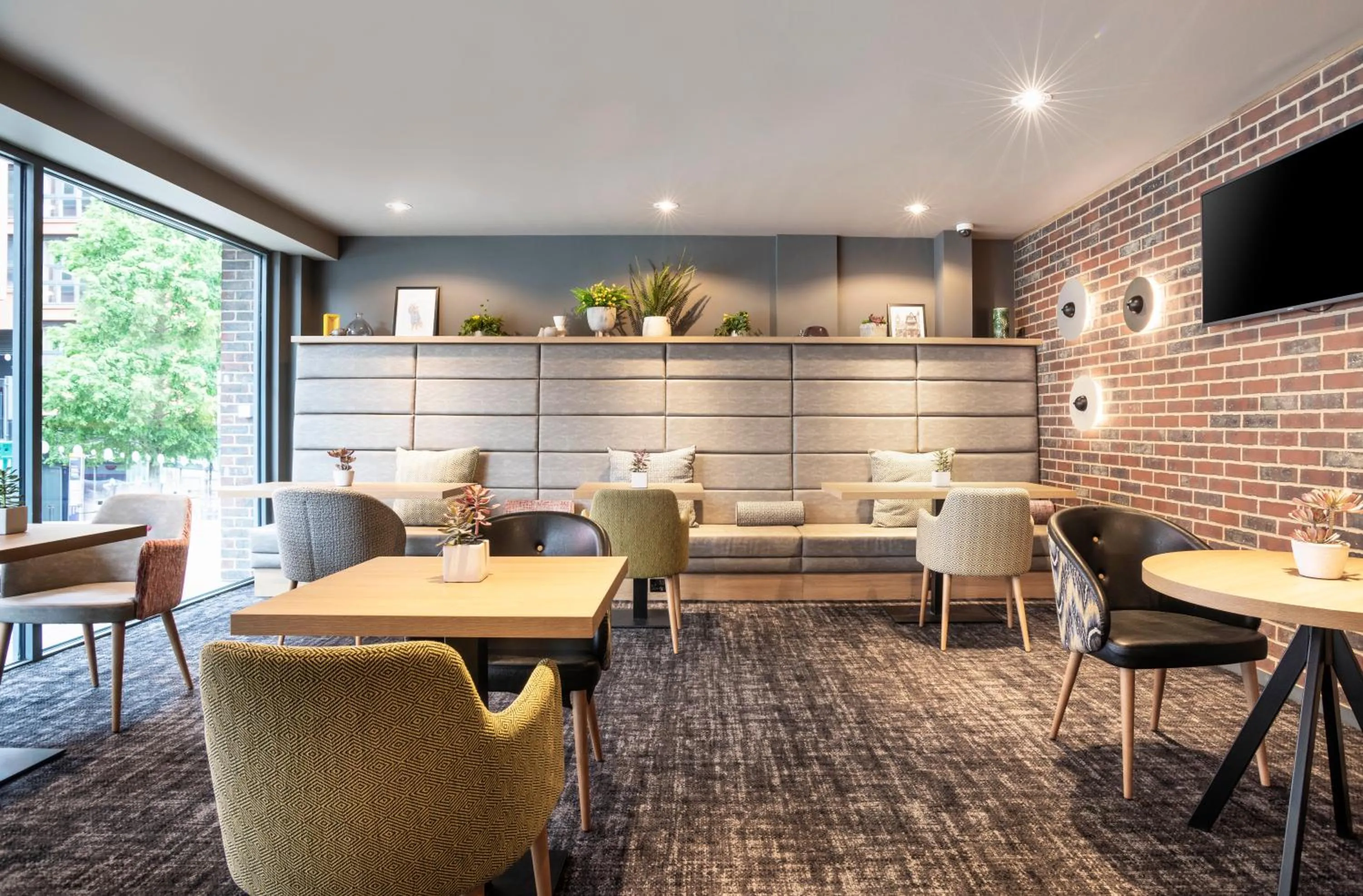 Lounge or bar in Point A Hotel London Paddington