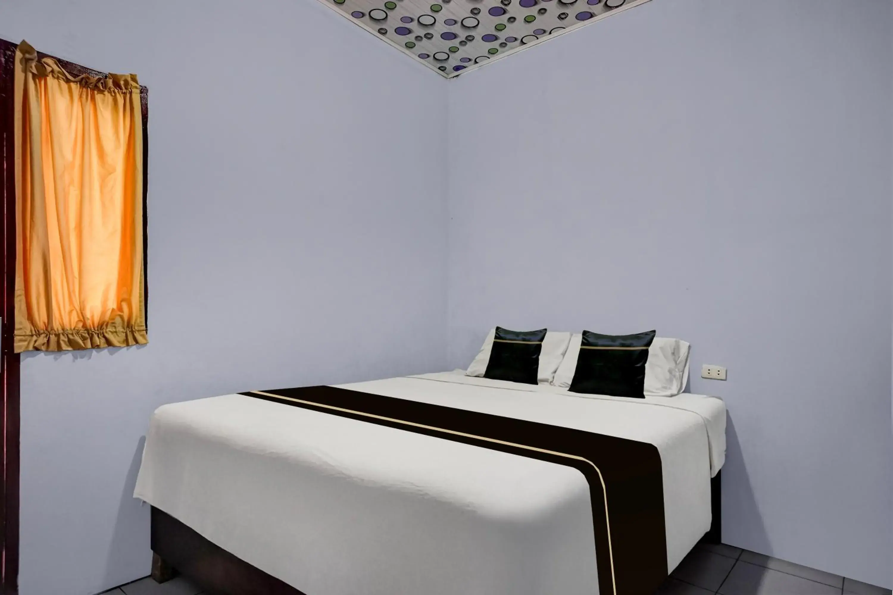 Standard Double Room in Hotel O near Ring Road City Walks formerly Graha Aisyah Standard Double Room in Hotel O near Ring Road City Walks formerly Graha Aisyah