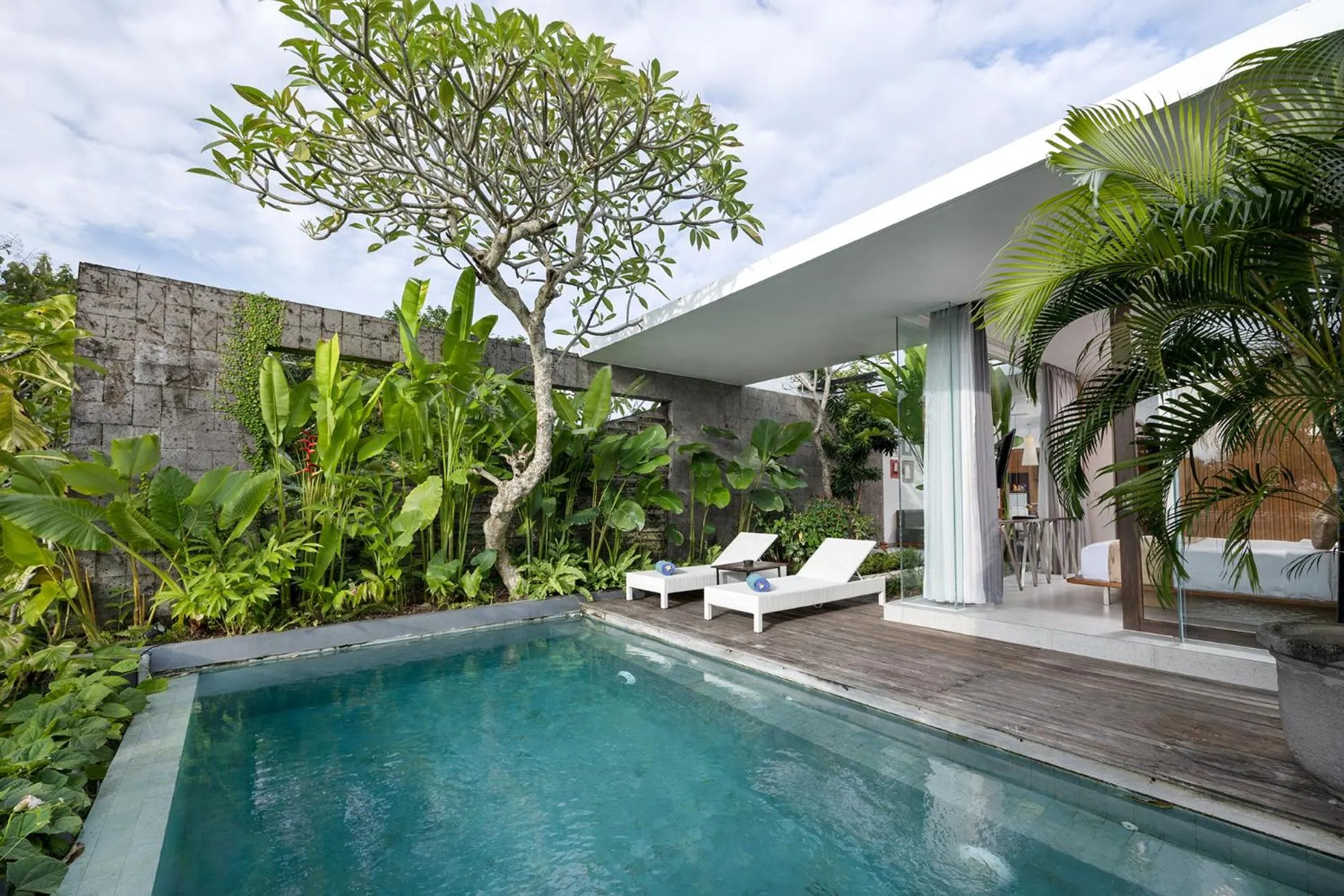 Swimming pool in Hideaway Villas Bali - Uluwatu by Kanaan Hospitality