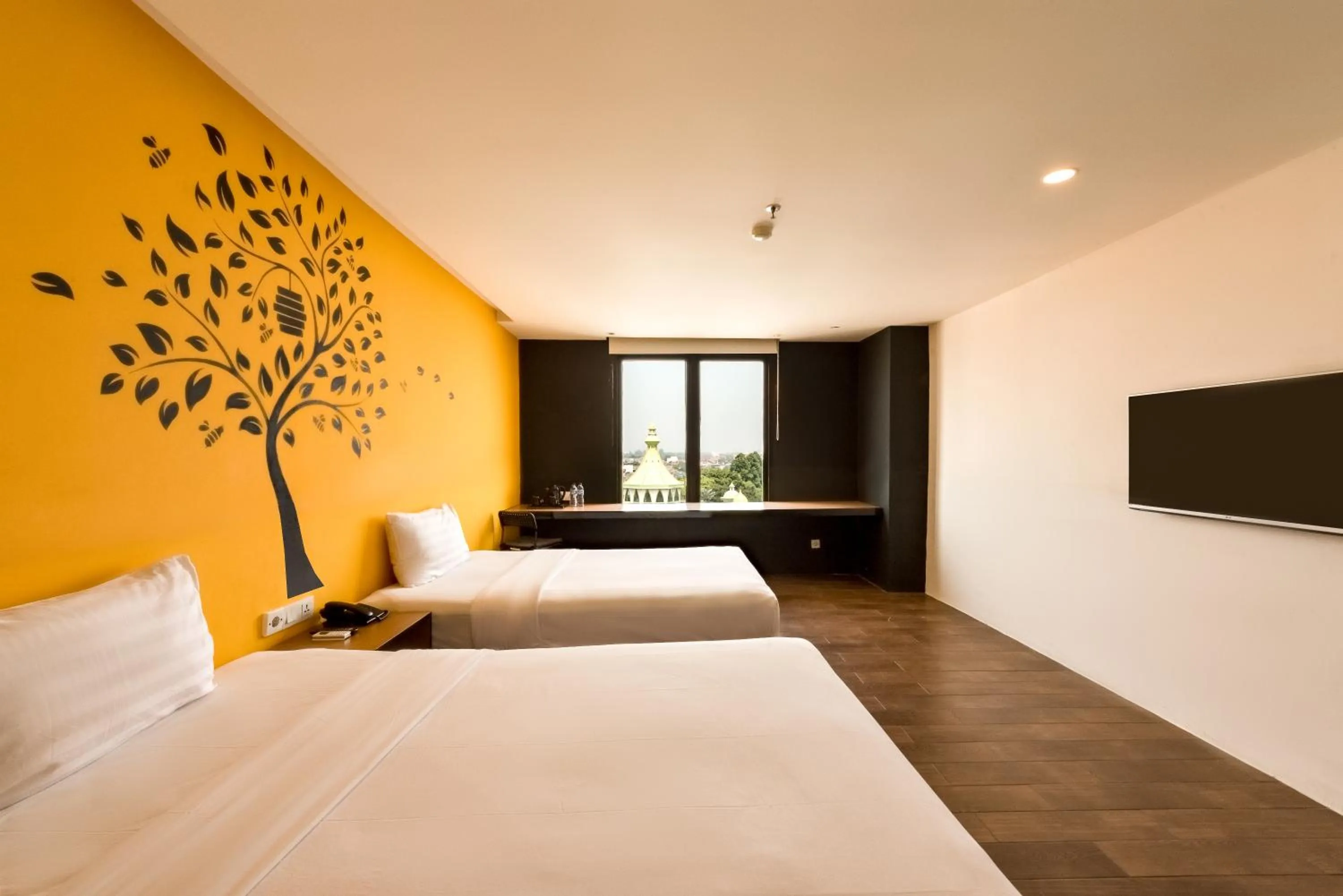 Bedroom, Bed in Yellow Bee Tangerang