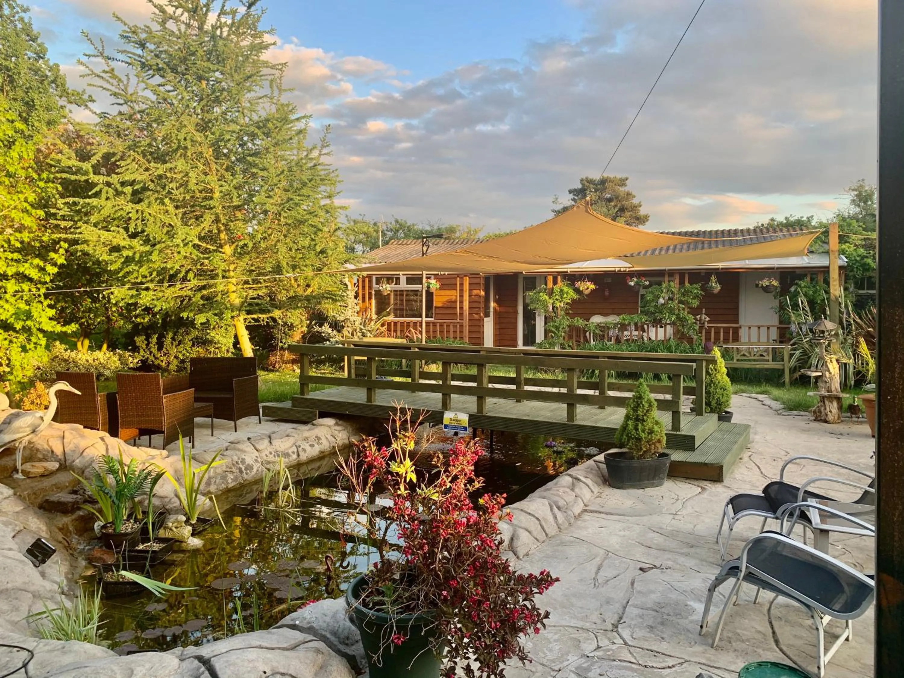 Garden in Woodpaddock Bed & Breakfast